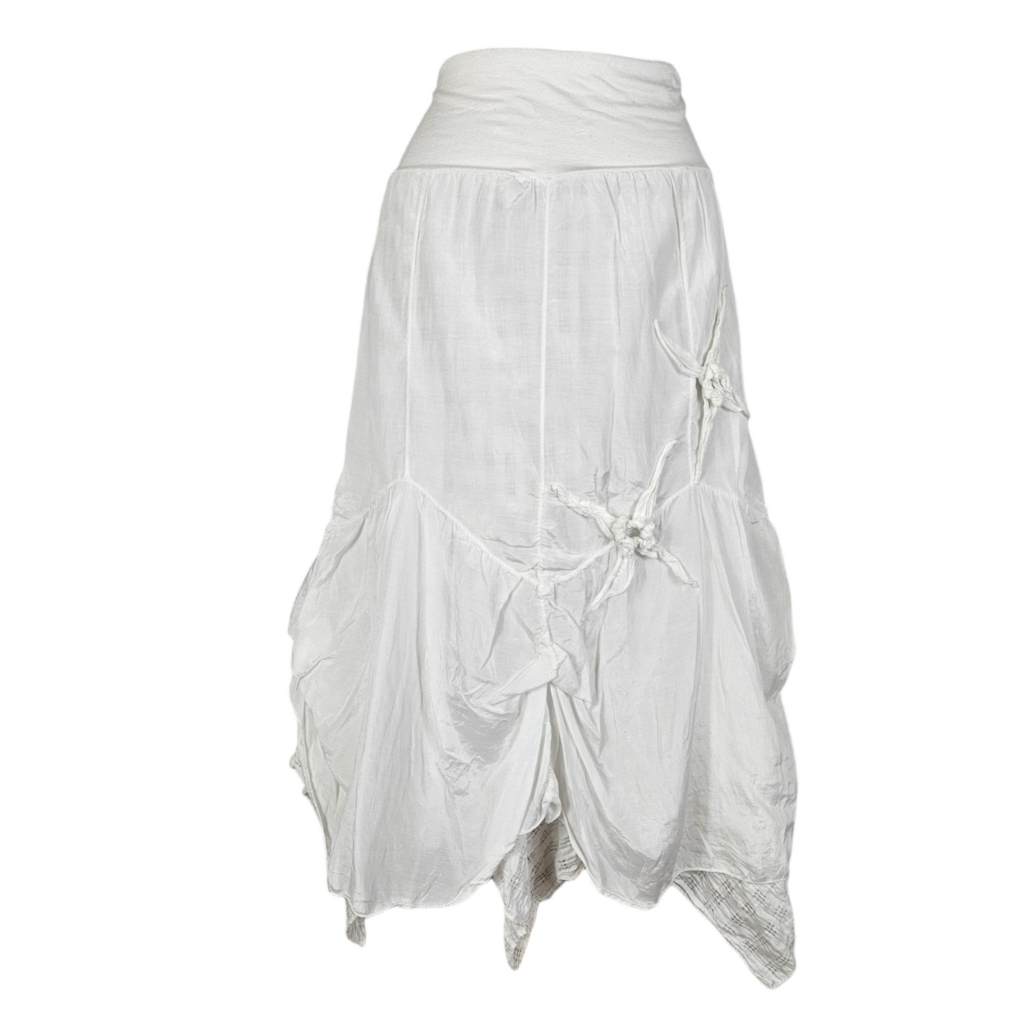 Jupe en soie blanche asymétrique détails brodés