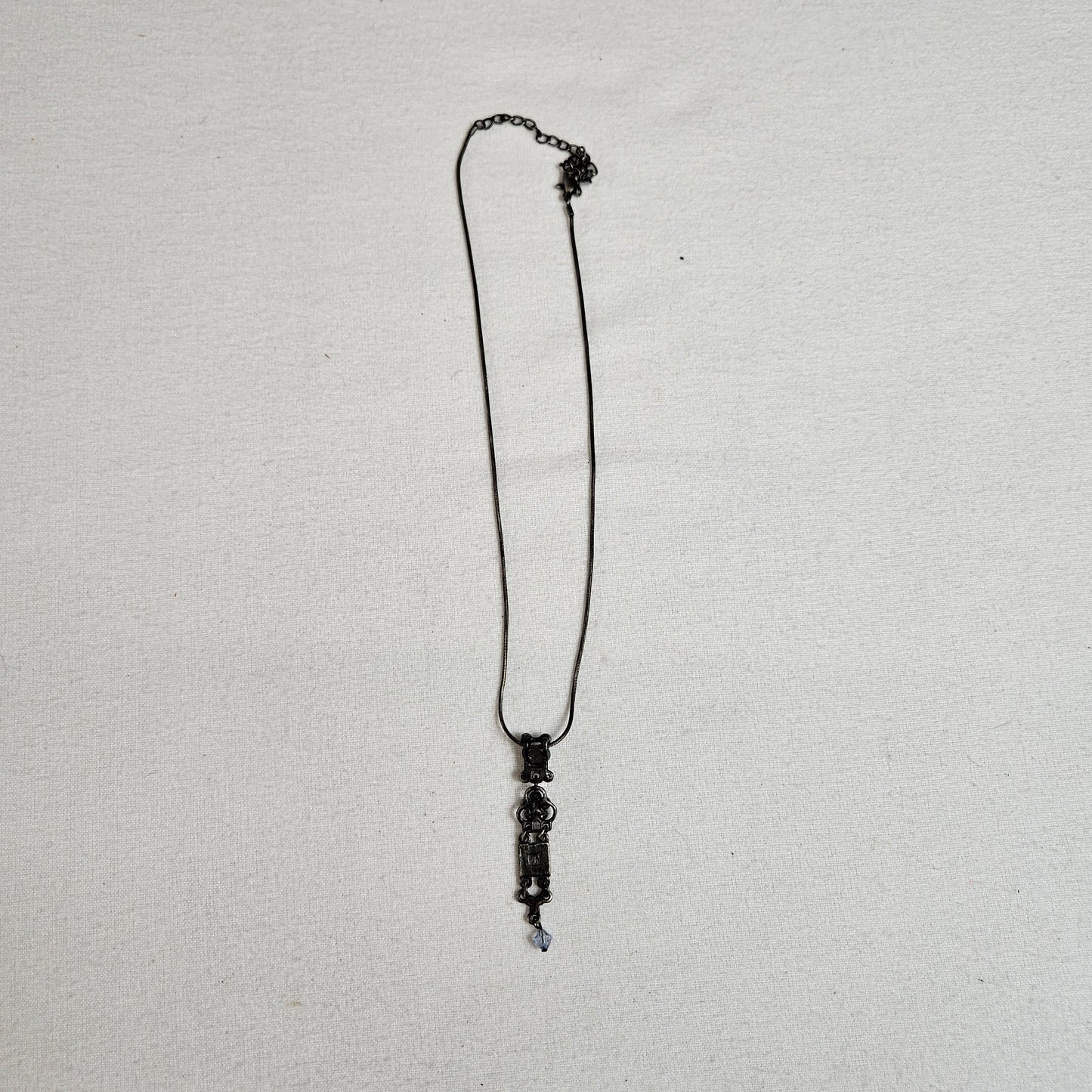 Collier floral bleu et argent