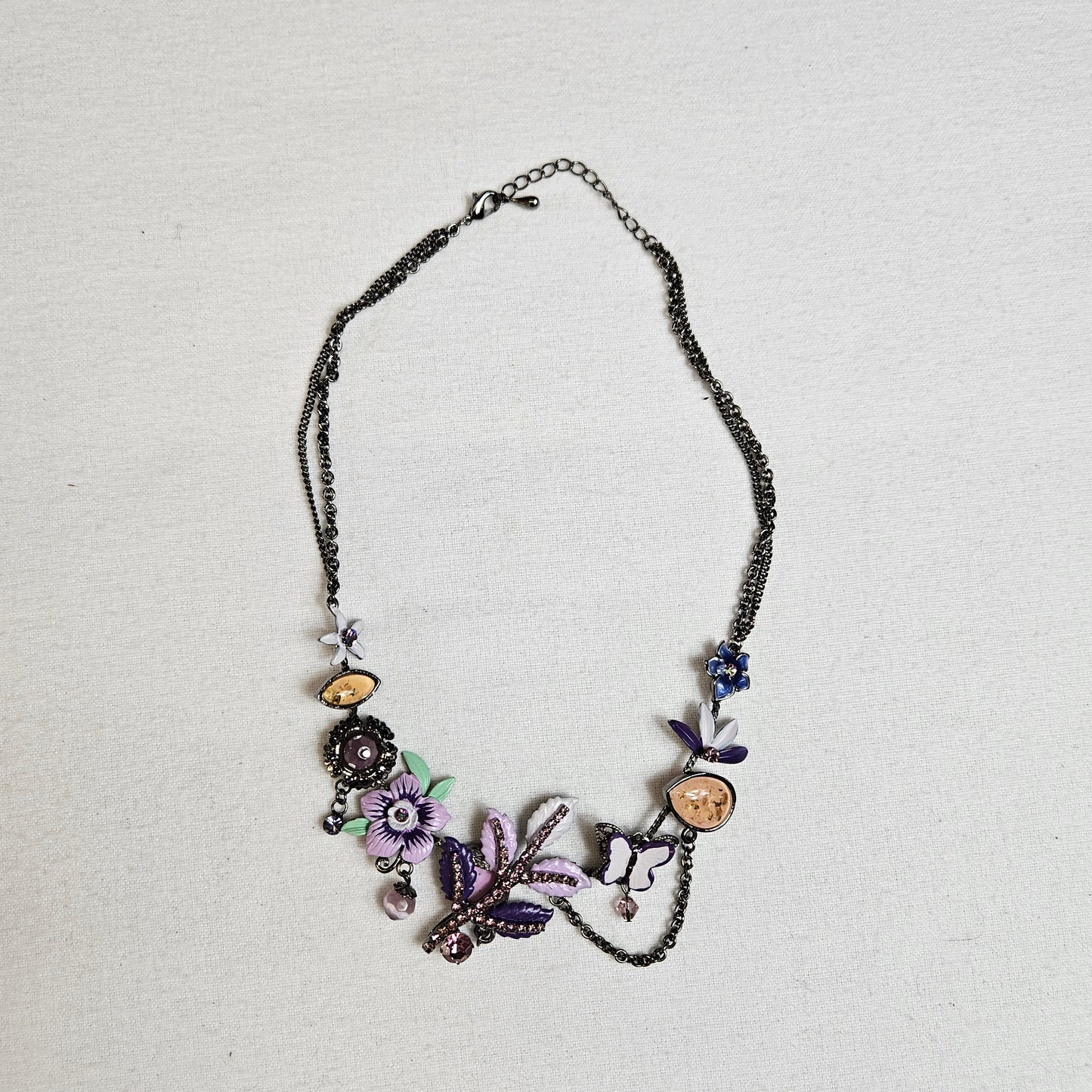 Floral charm necklace