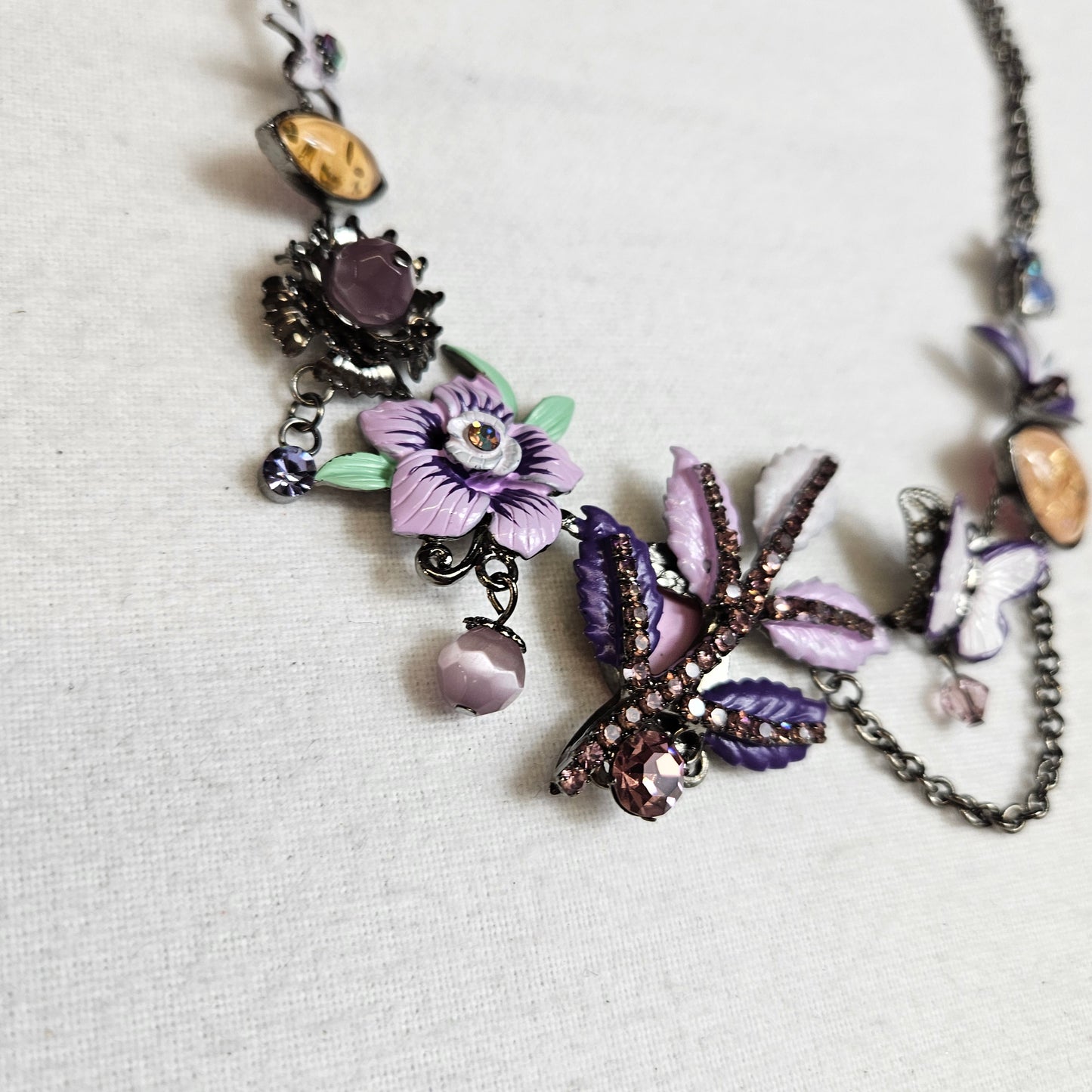 Floral charm necklace