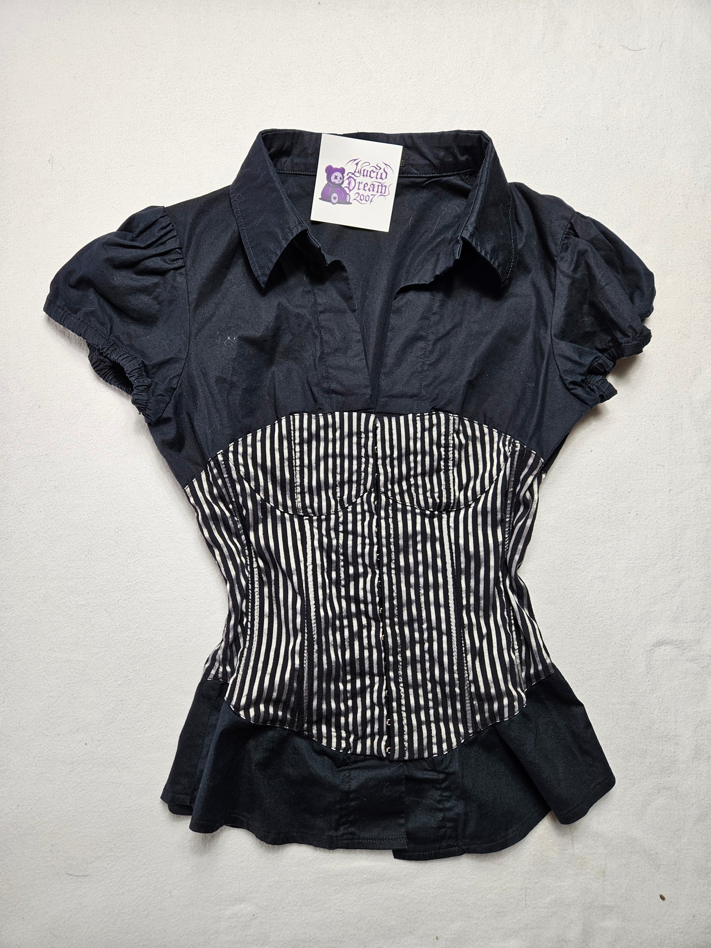 Chemise rayée fermeture crochets