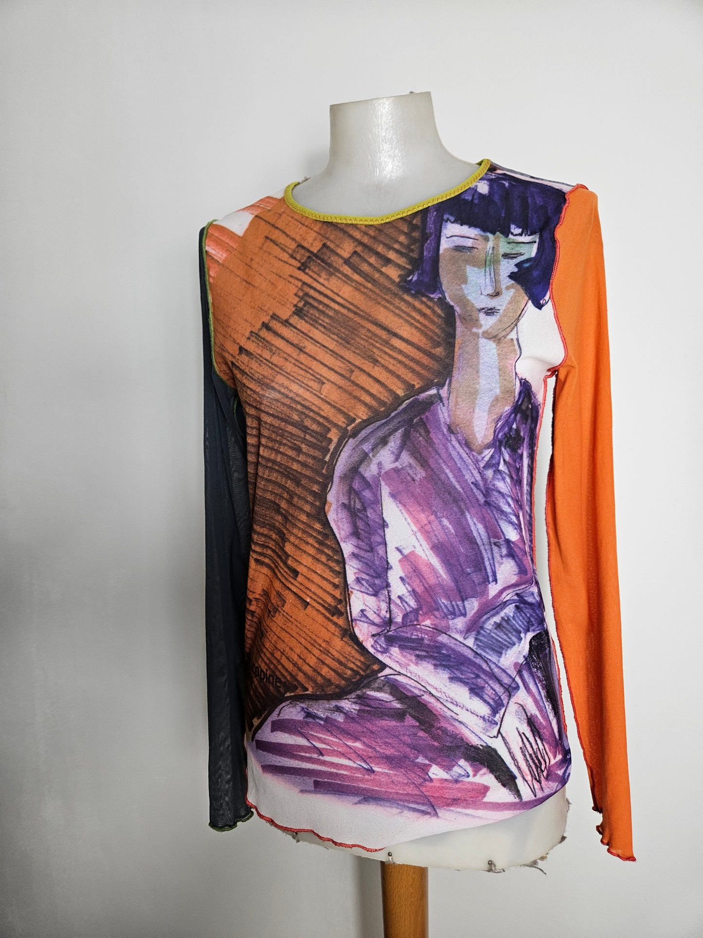 Haut en voile motif personnage Cop Copine