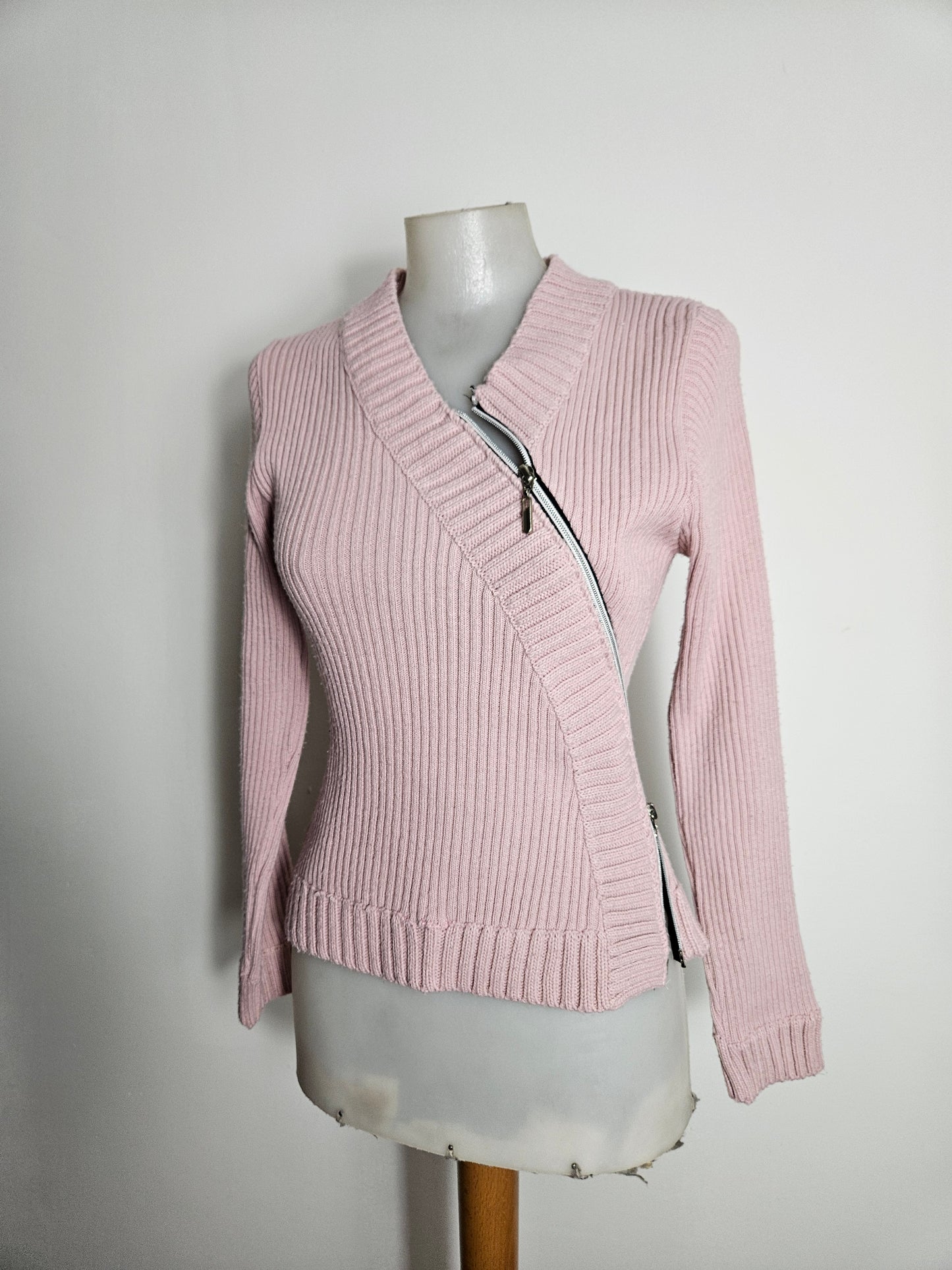 Pull côtelé rose à zip