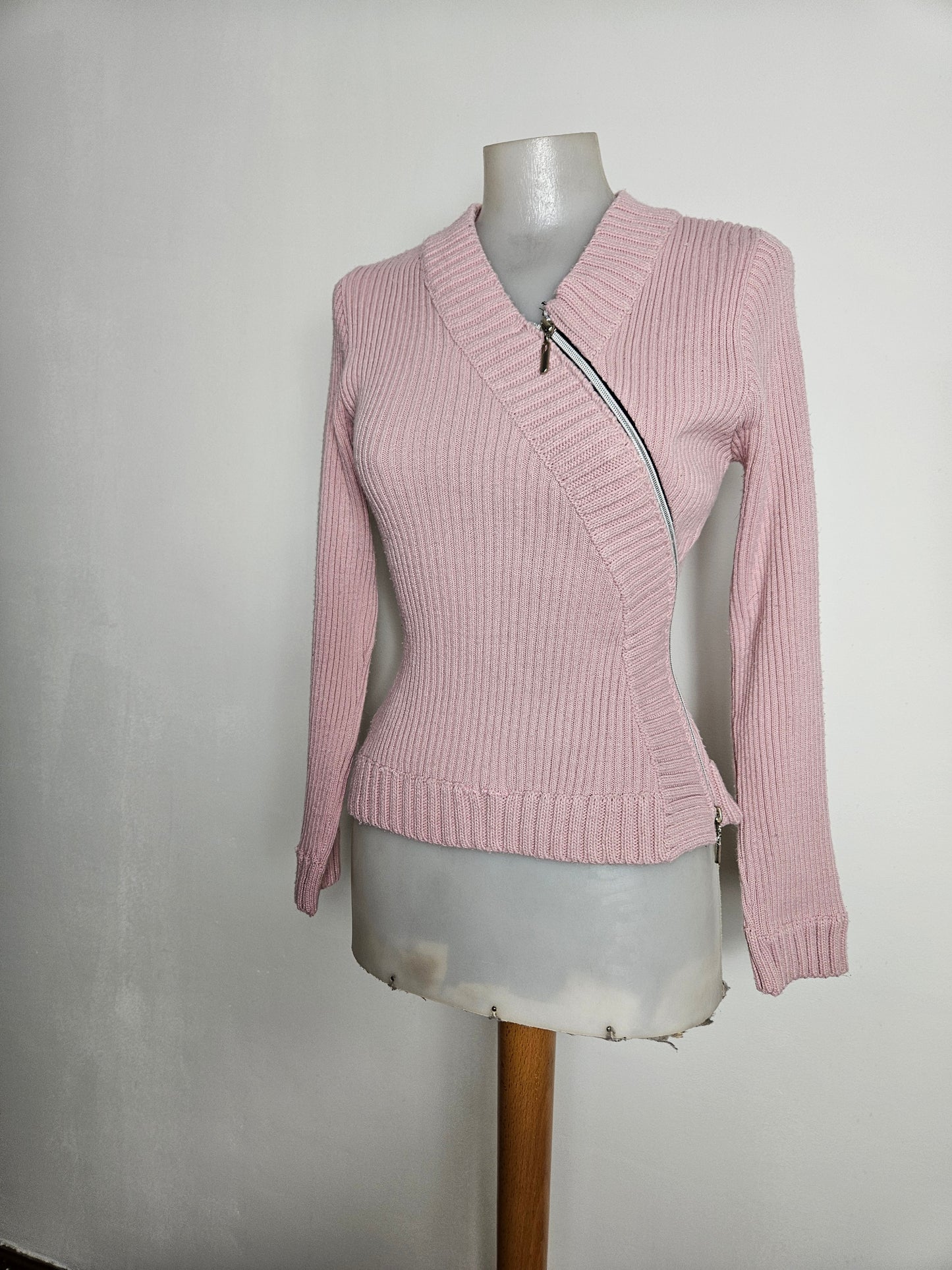 Pull côtelé rose à zip