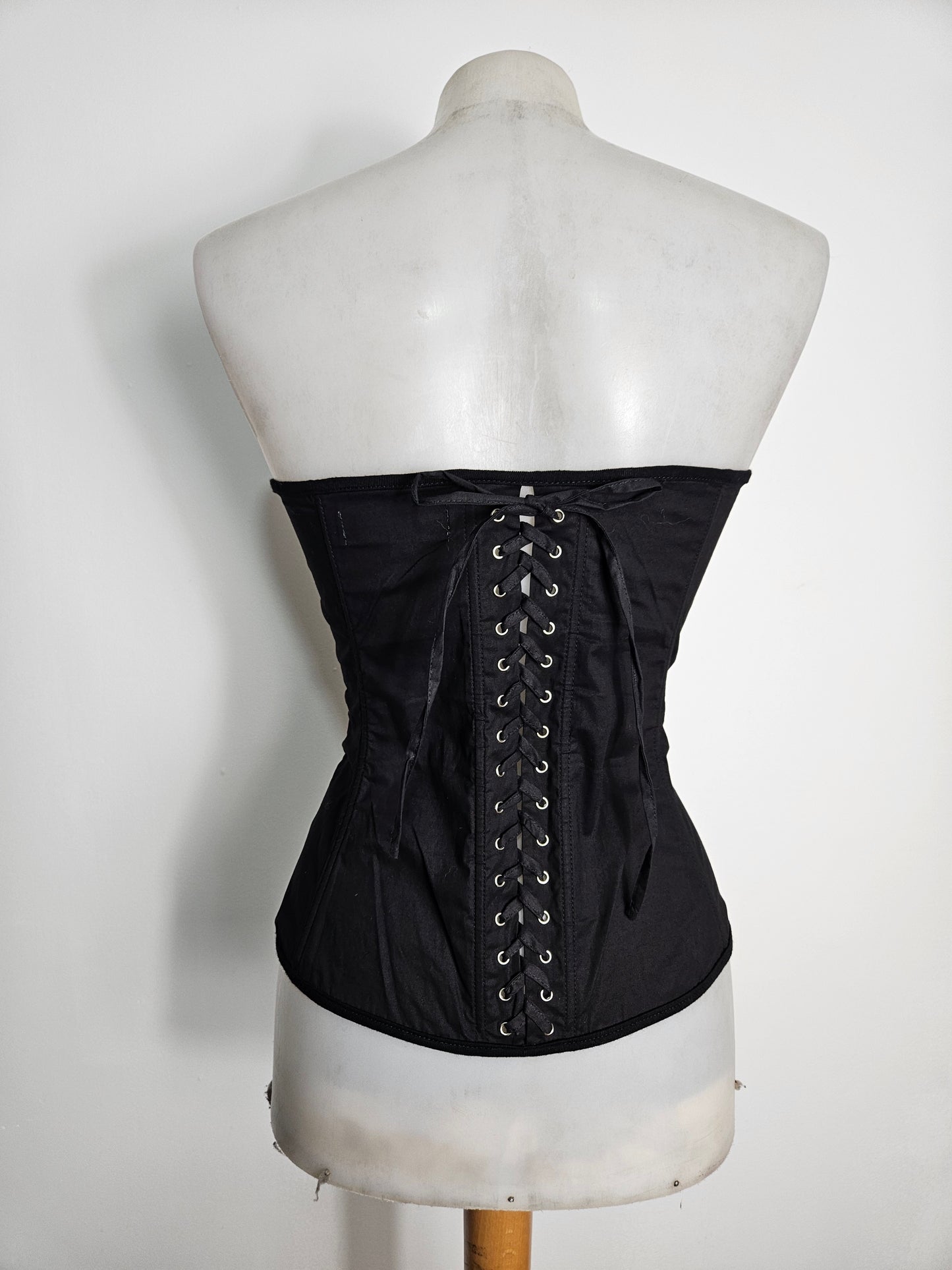 Haut esprit corset à rayures et laçage