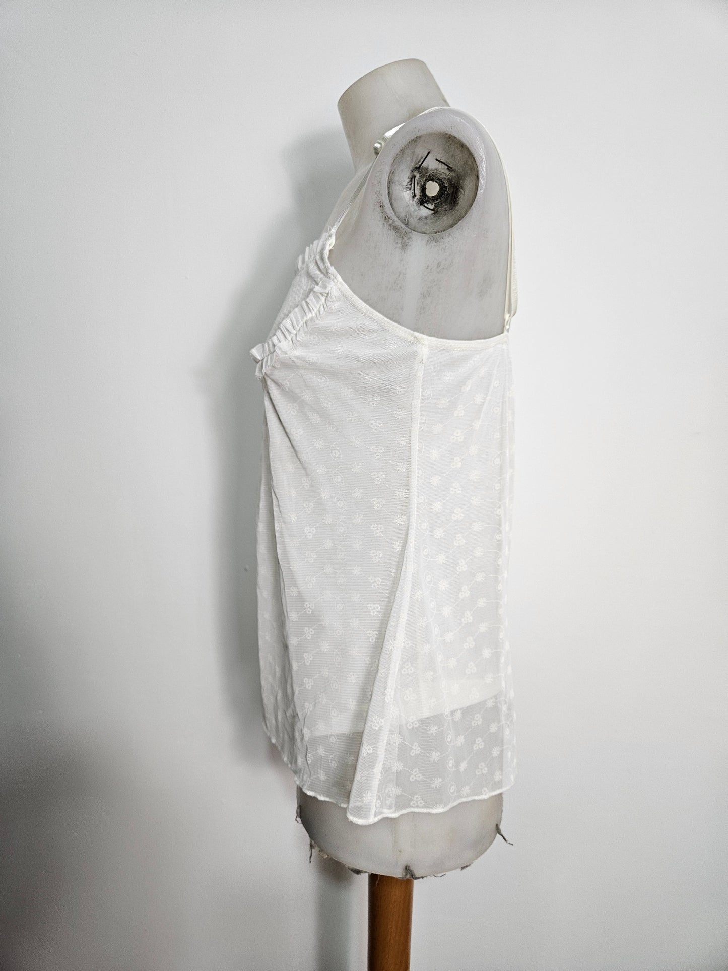 Haut en voile et dentelle