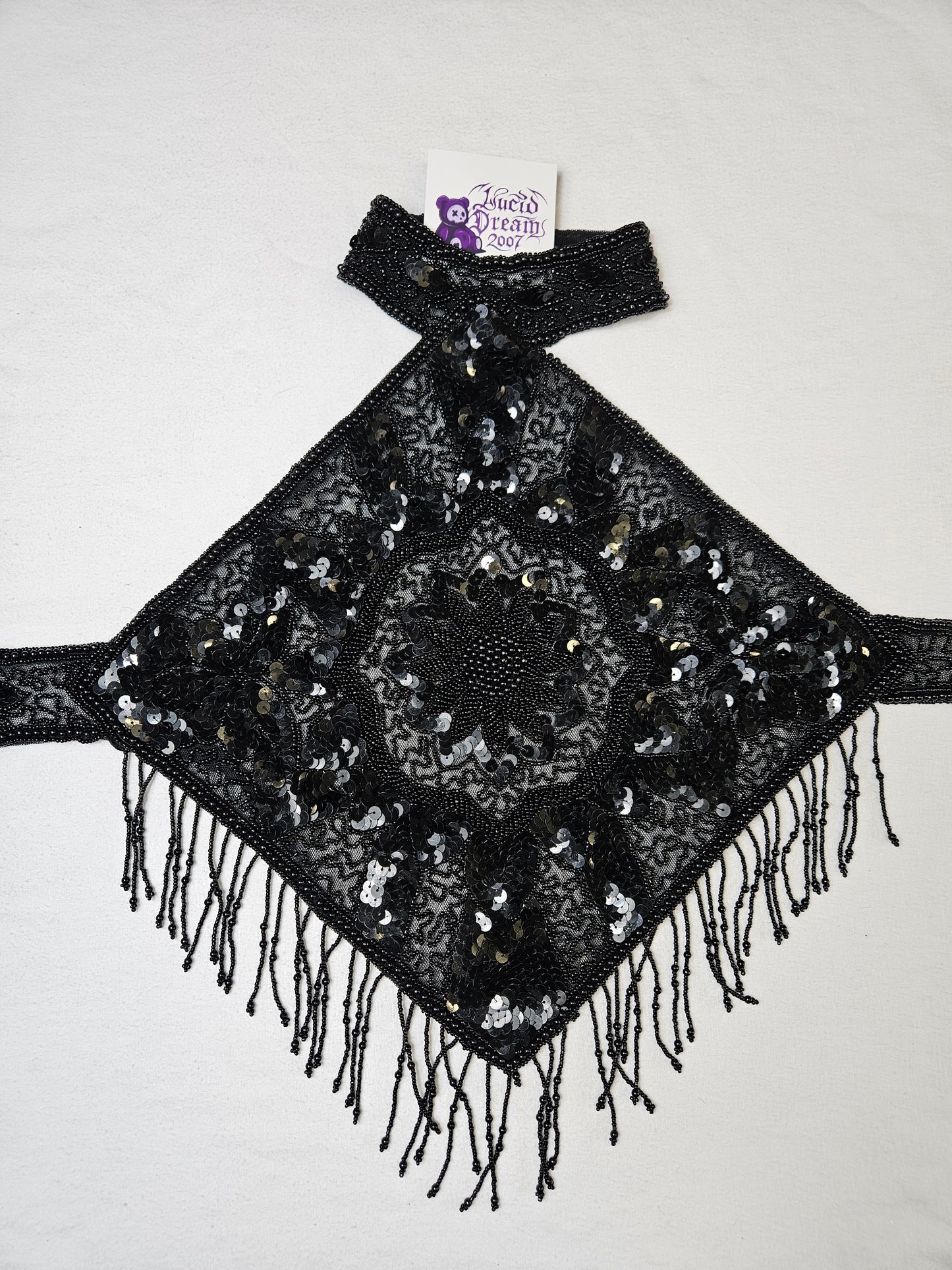 Haut dos nu brodé noir