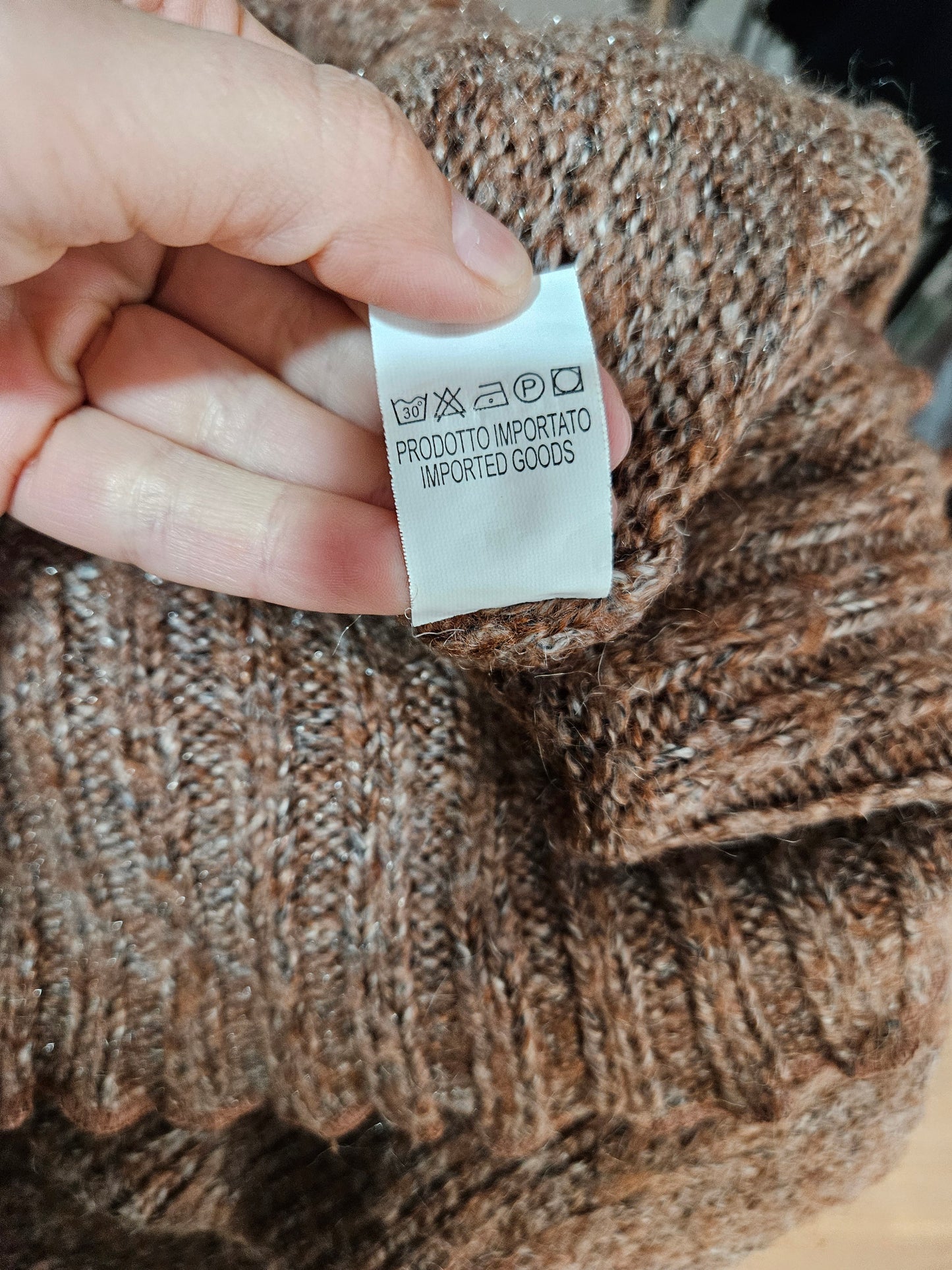 Pull col bardot et boutons