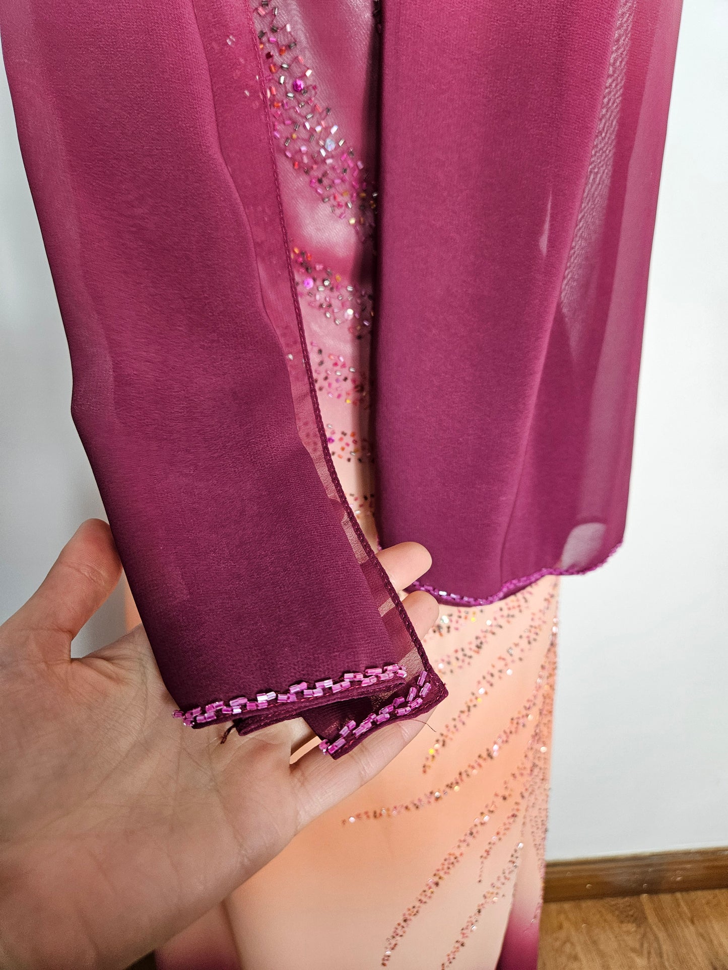 Vestido degradado bordado con cuentas