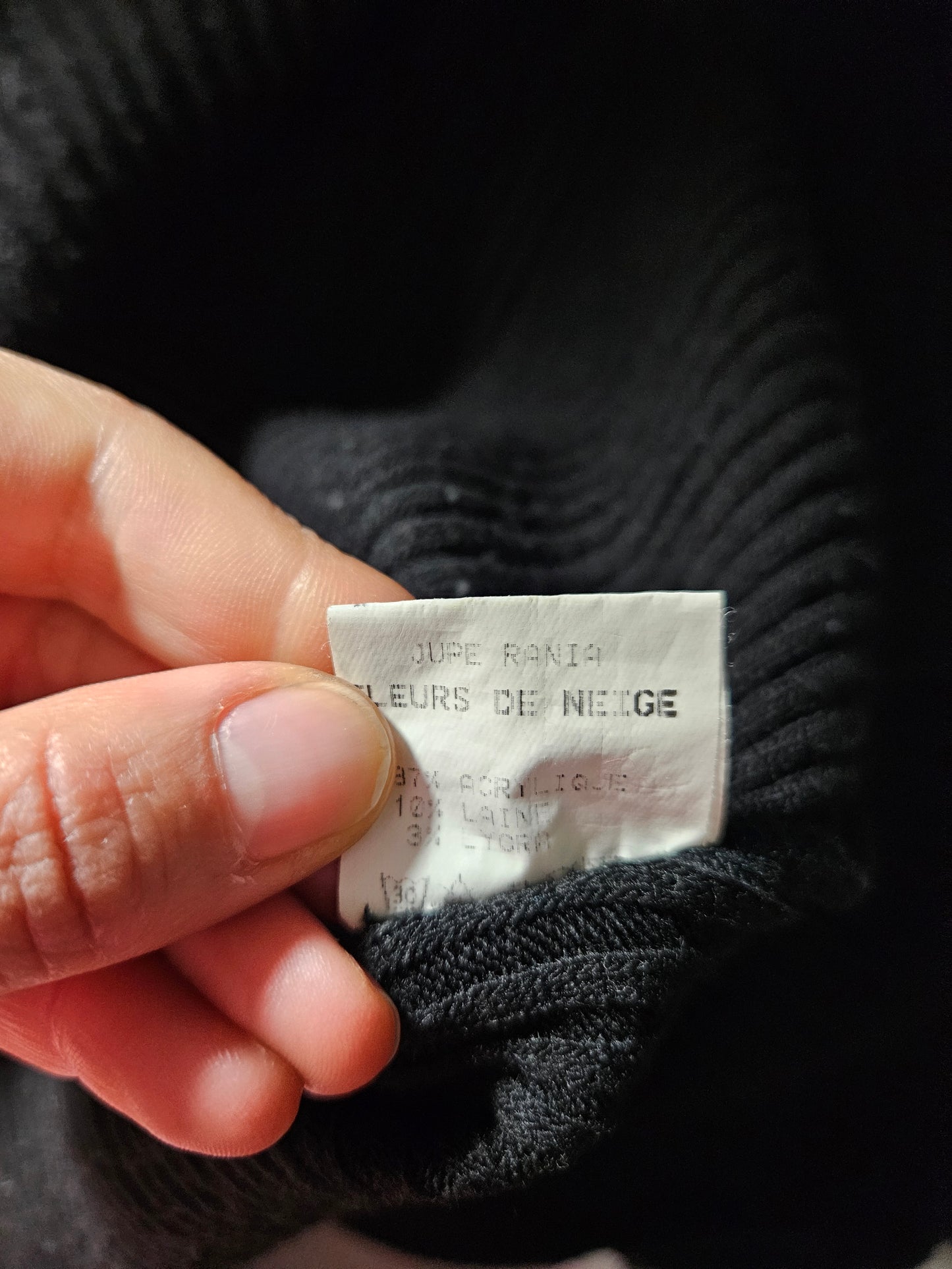 Jupe noire détails noeuds