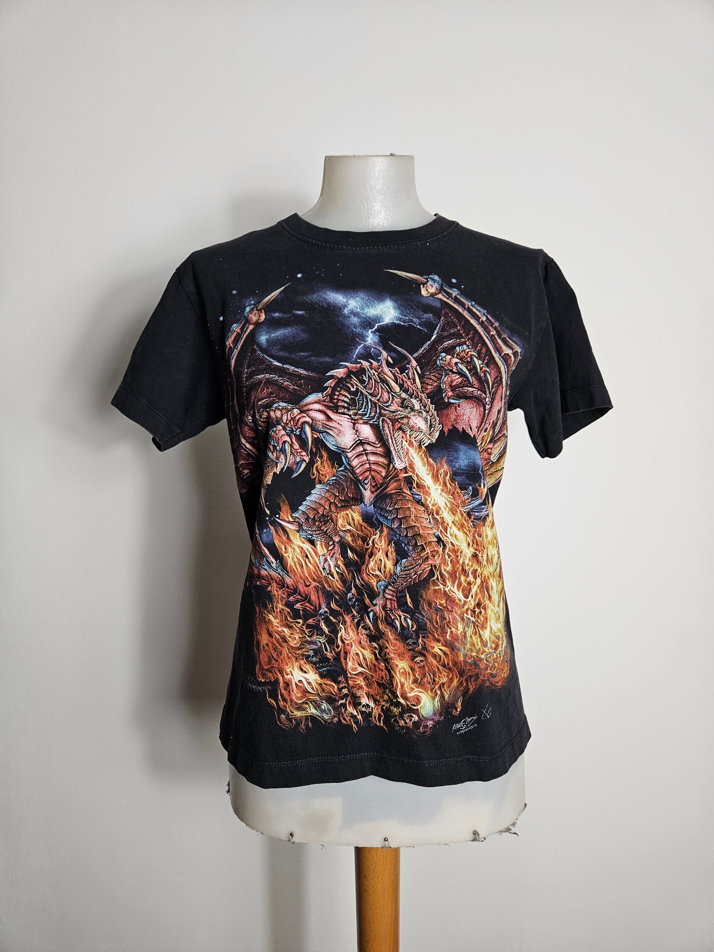 T shirt motif dragon