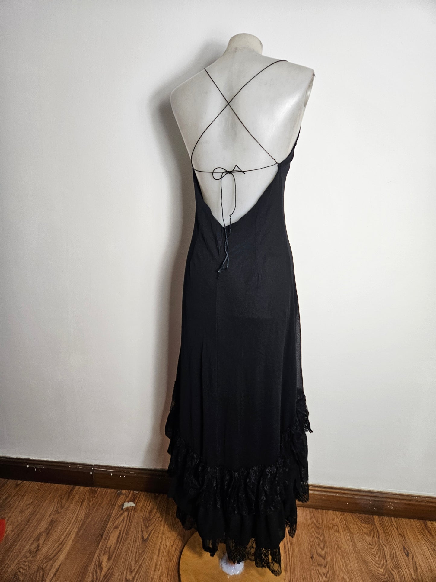 Long black backless dress