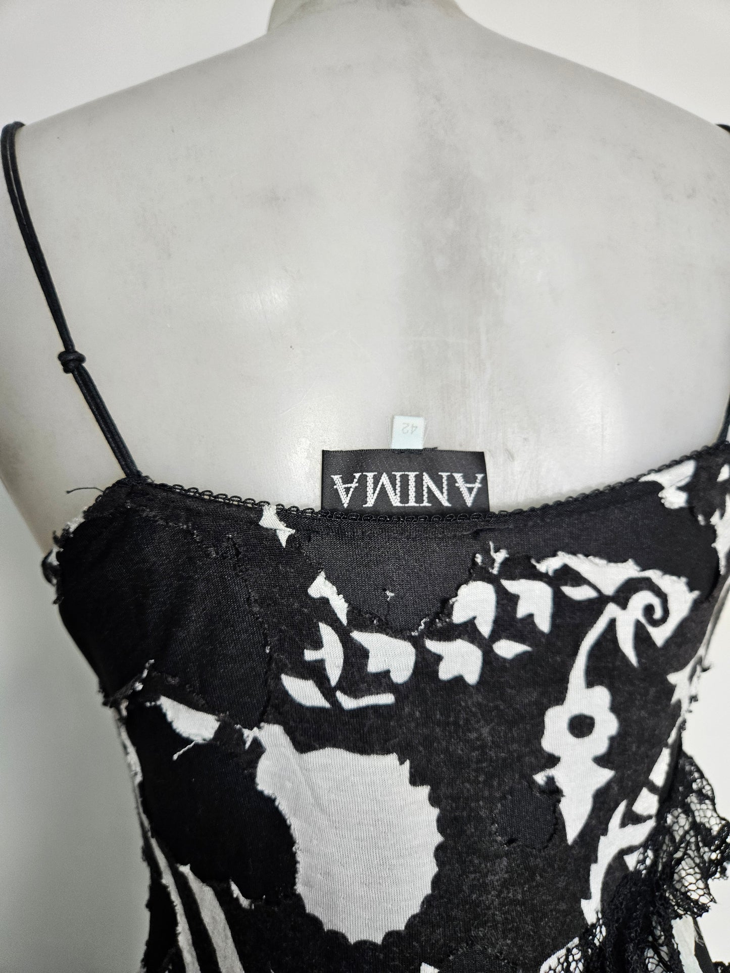 Robe déstructurée noire et blanche