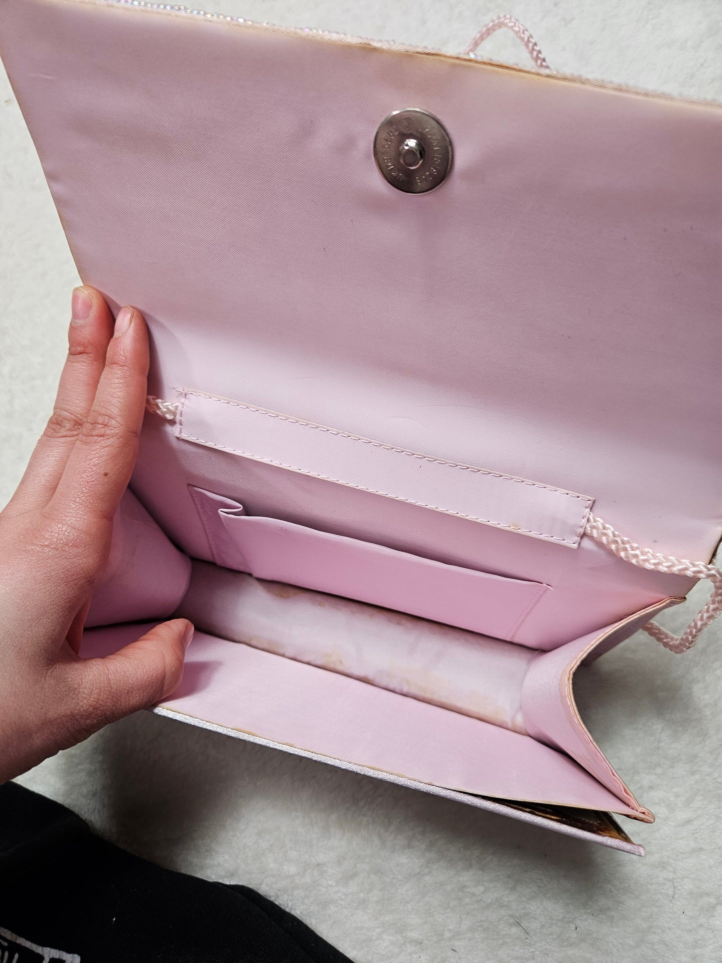 Pochette rose à sequins