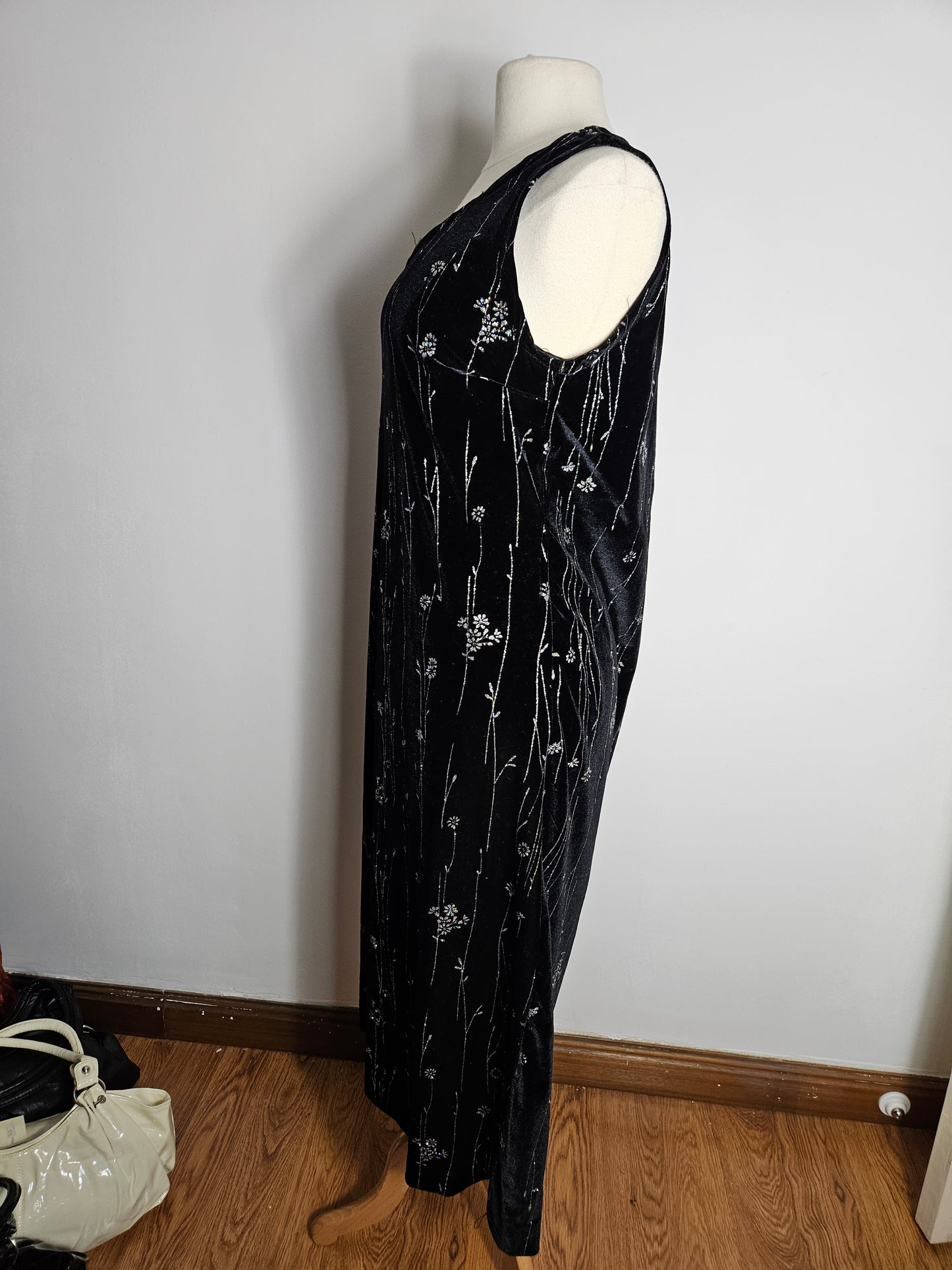 Robe noire à strass