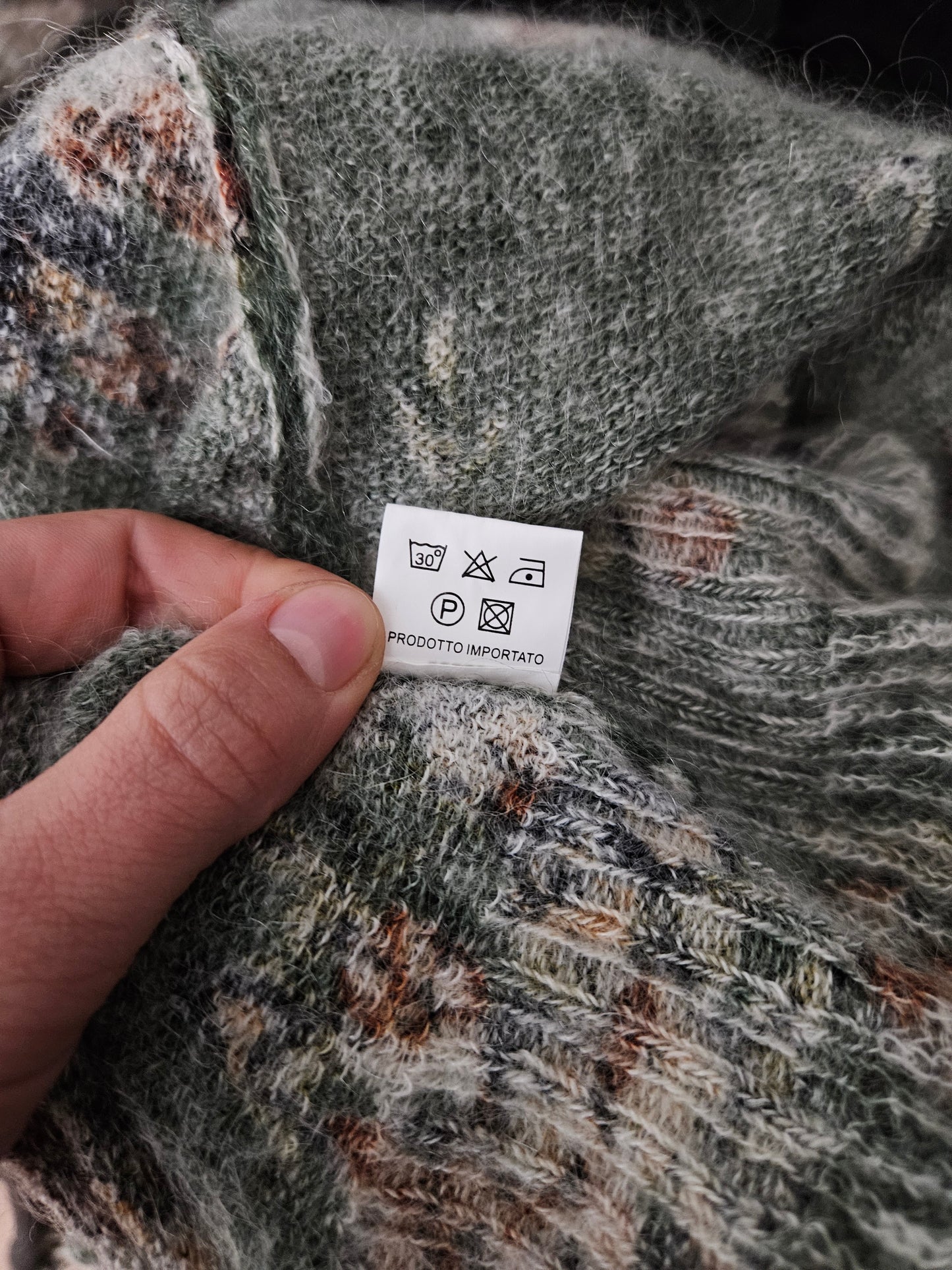Haut en mohair motif floral