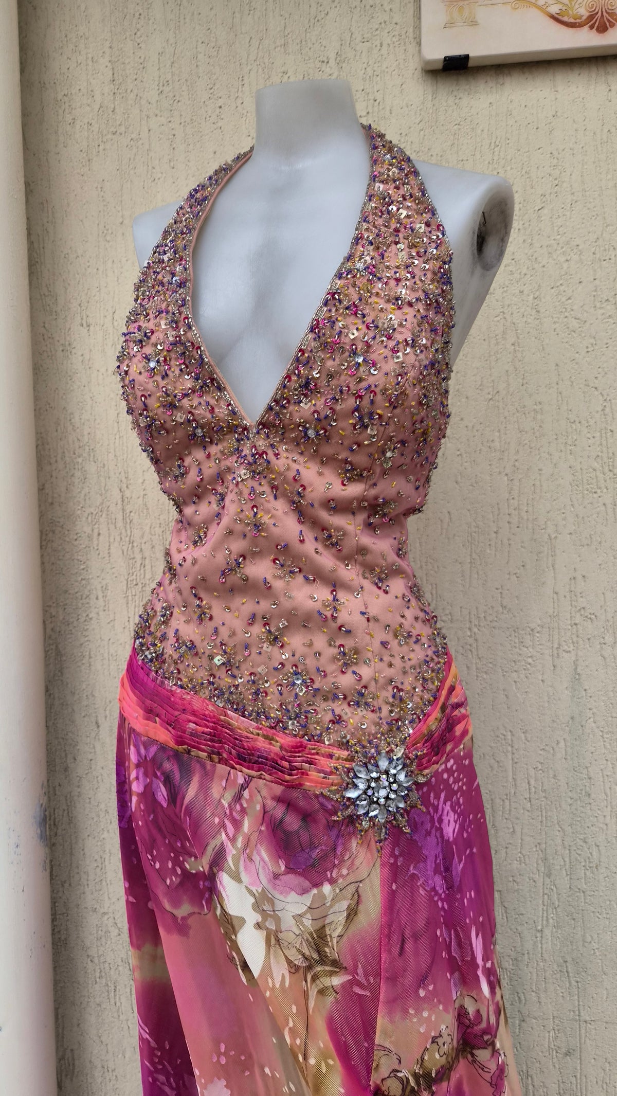 Maxi robe dos nu brodée