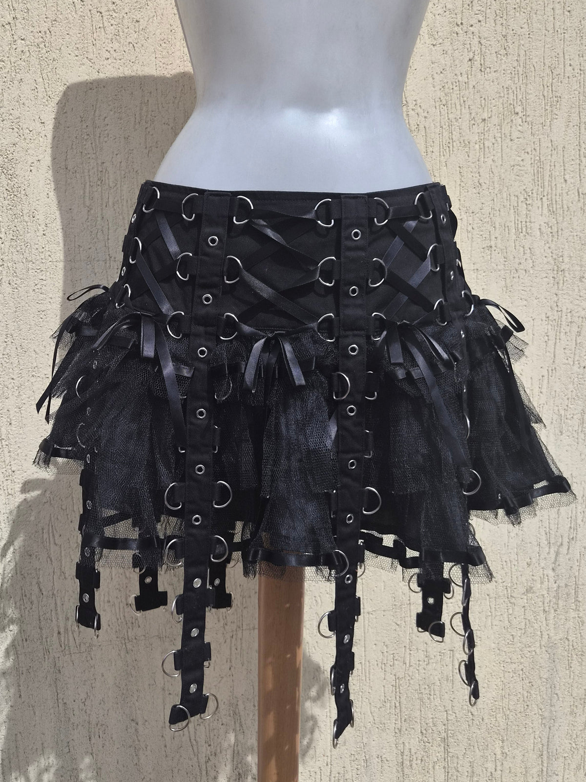 Chai Skirt noire Hell Bunny