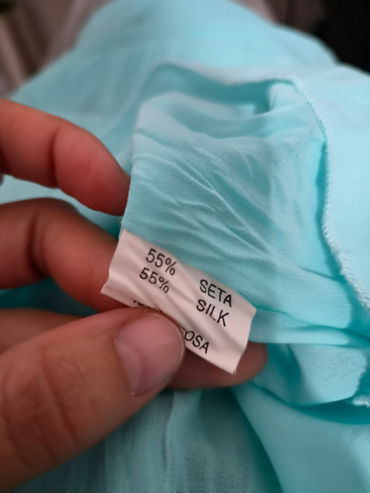 Haut asymétrique voile bleu et sequins