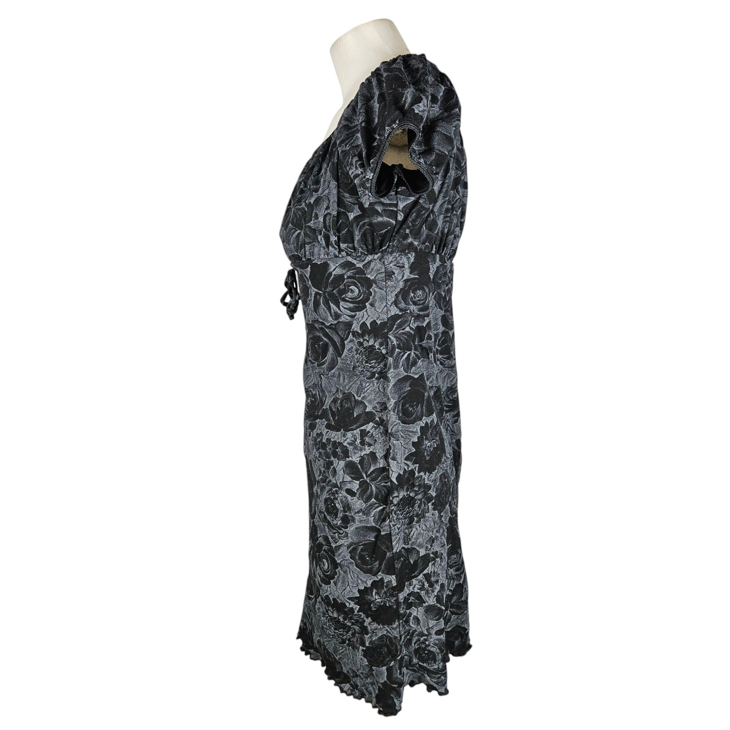 Robe fleurie grise et noire