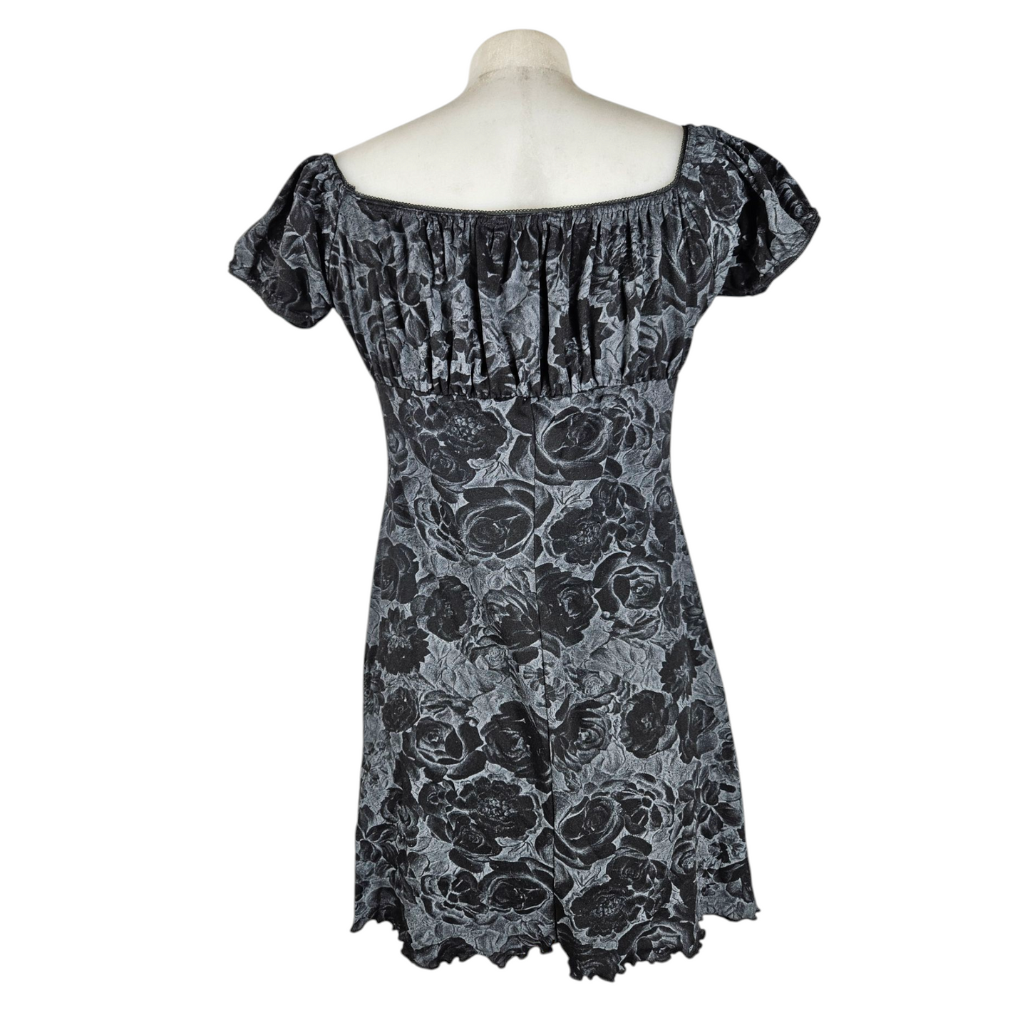 Robe fleurie grise et noire