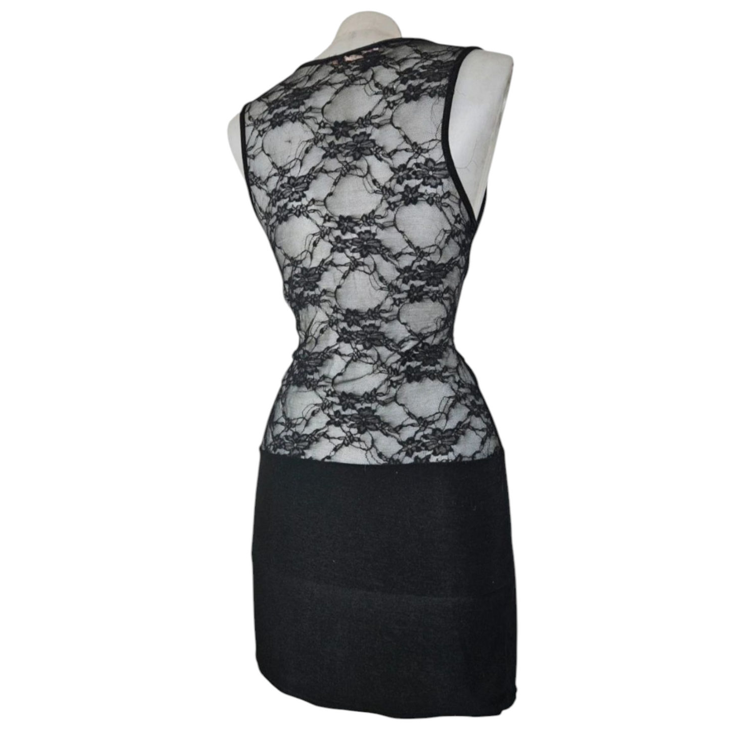 Robe col bénitier dos dentelle