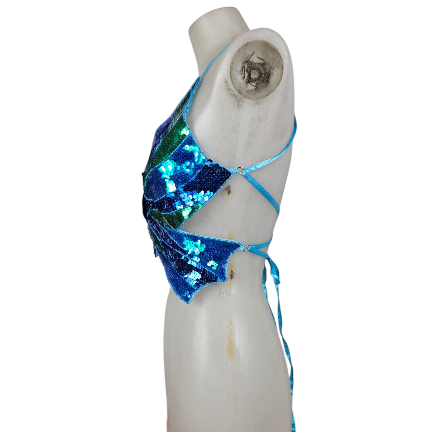 Haut dos nu papillon en sequins bleus et verts