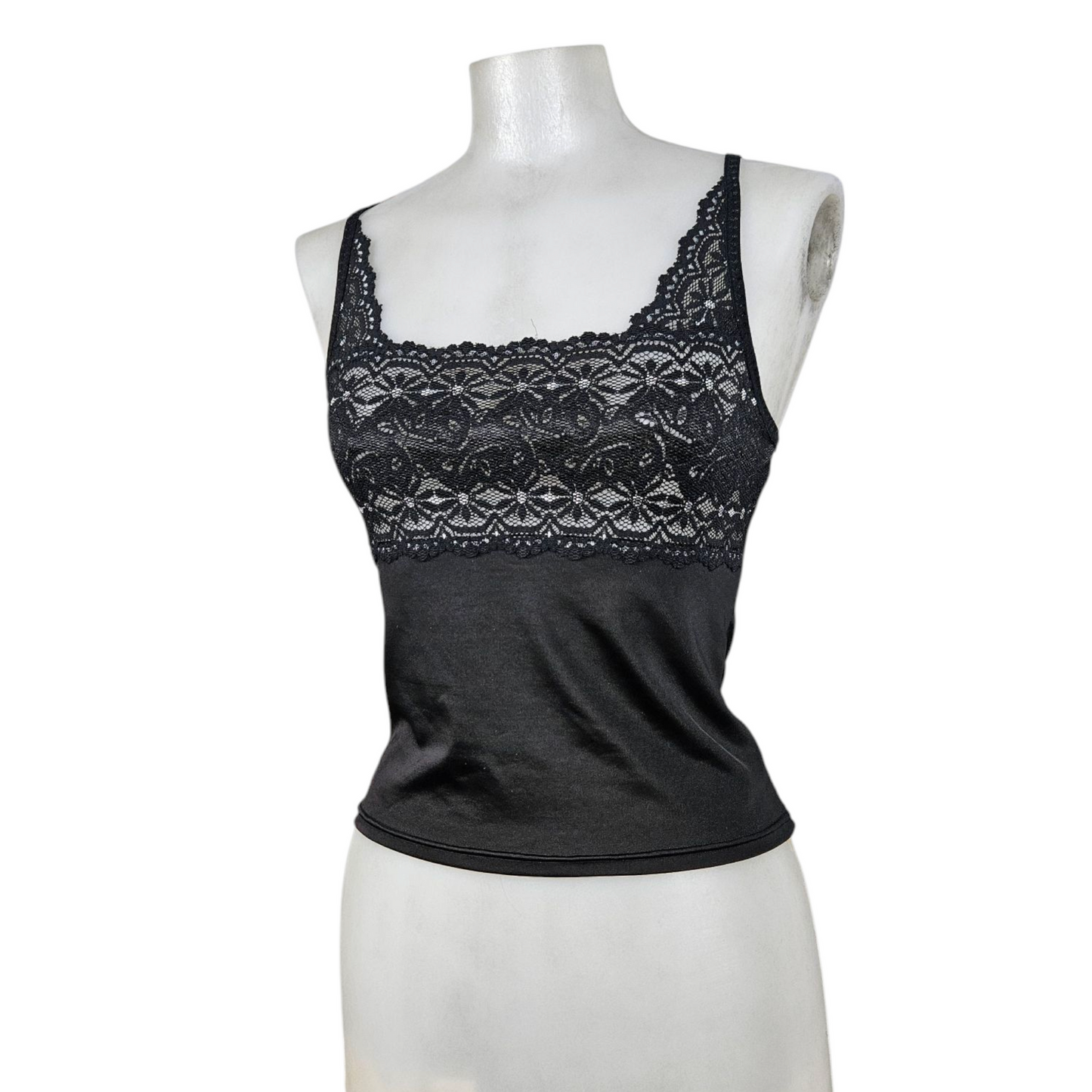 Tight-fitting top with lace details