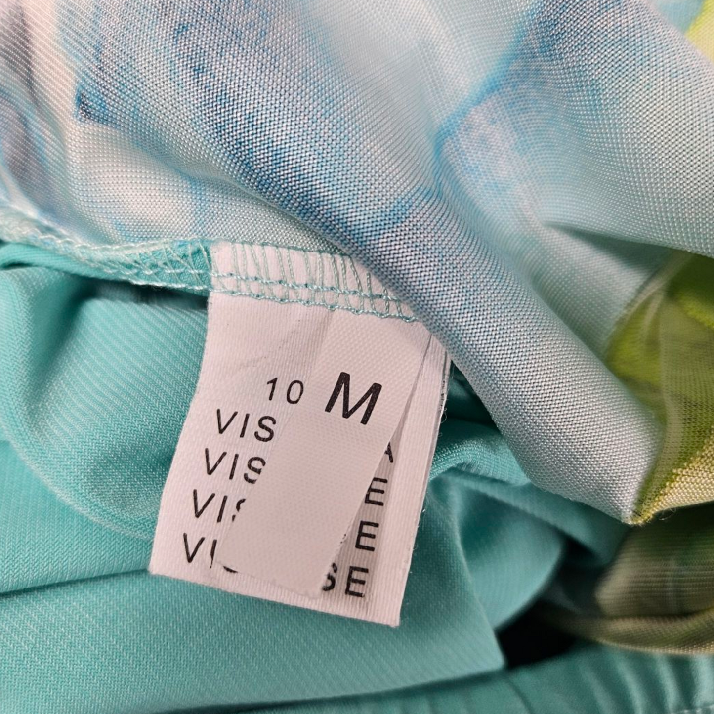 Jupe asymétrique à motif floral