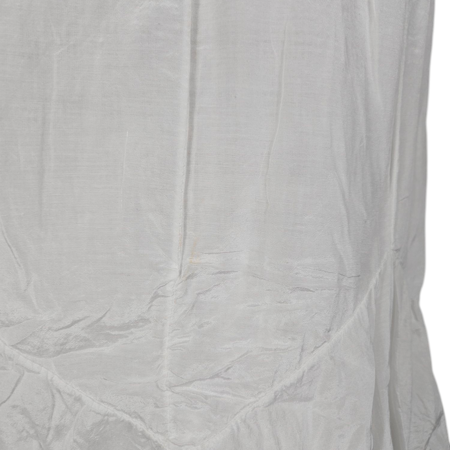Jupe en soie blanche asymétrique détails brodés
