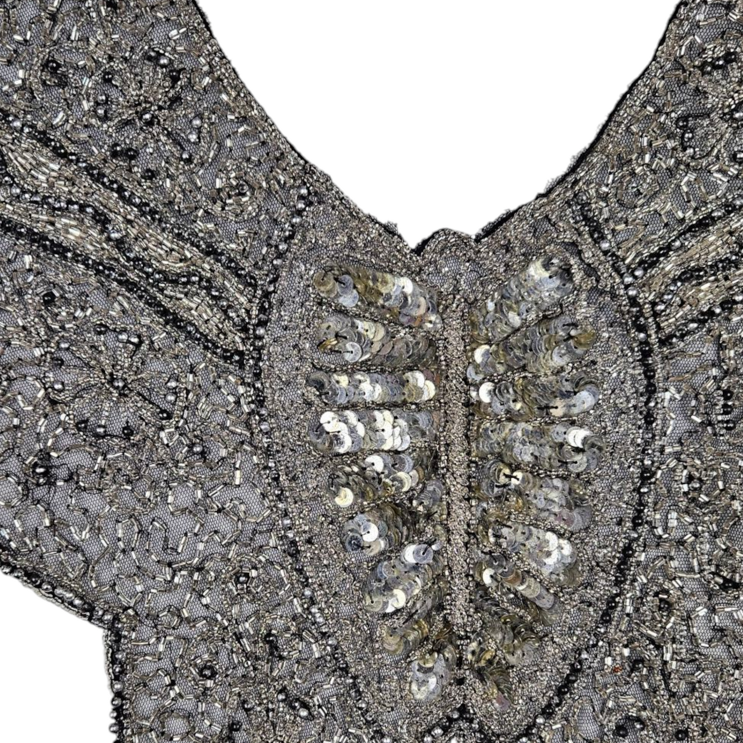 Dos nu brodé de perles et sequins