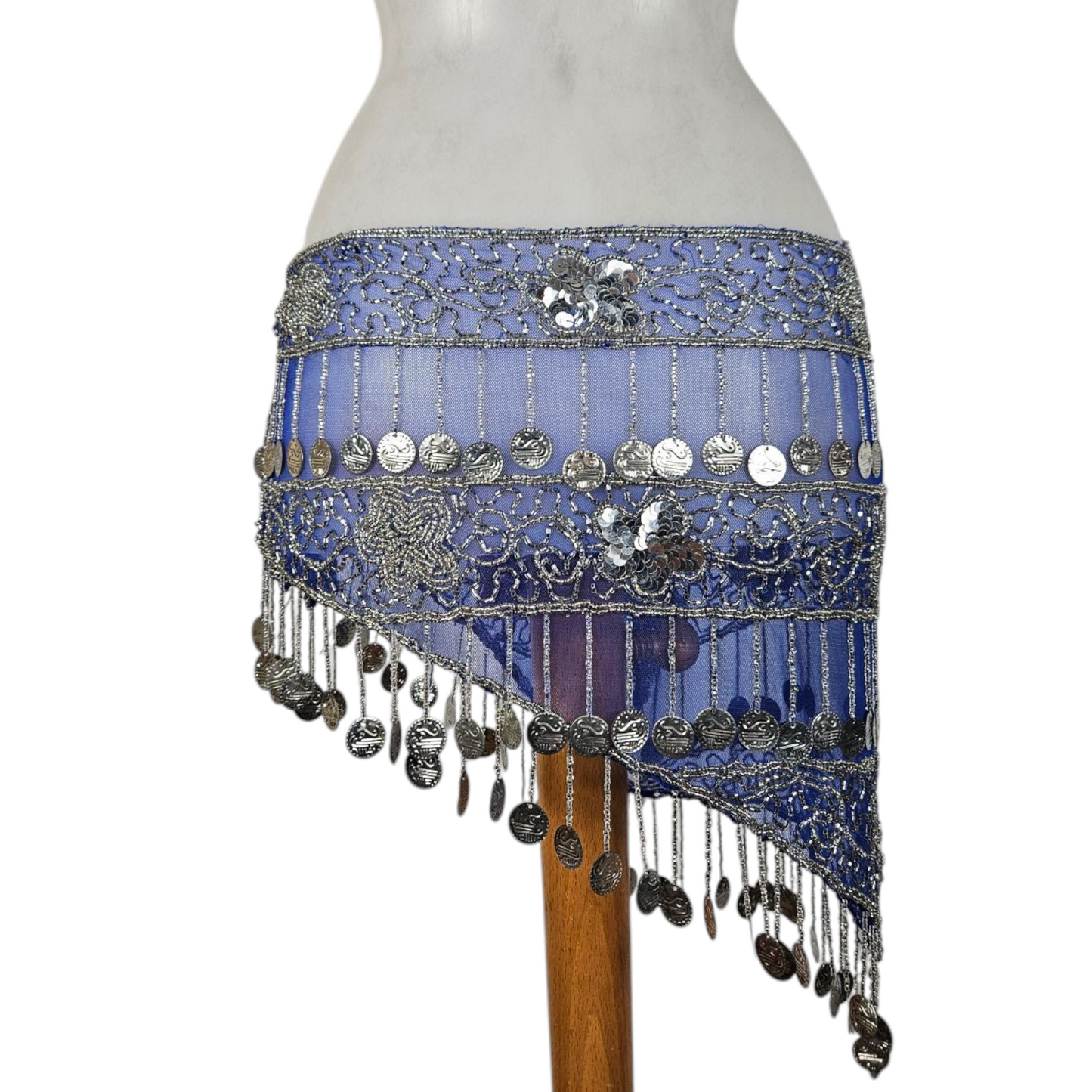 Ceinture en voile brodée de perles et sequins