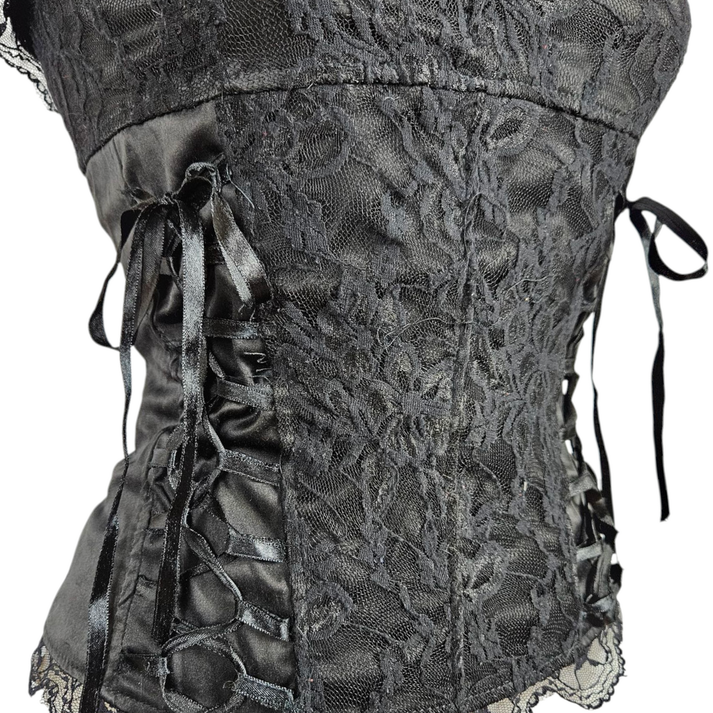 Bustier gothique en dentelle à lacage