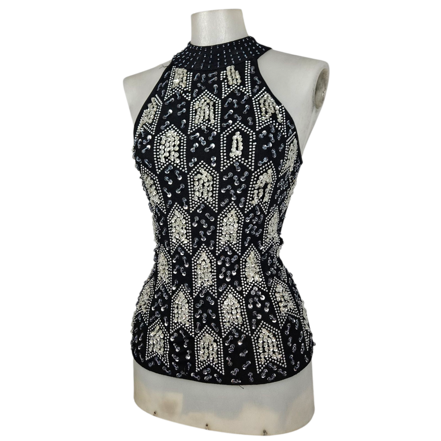 Haut brodé de perles et sequins