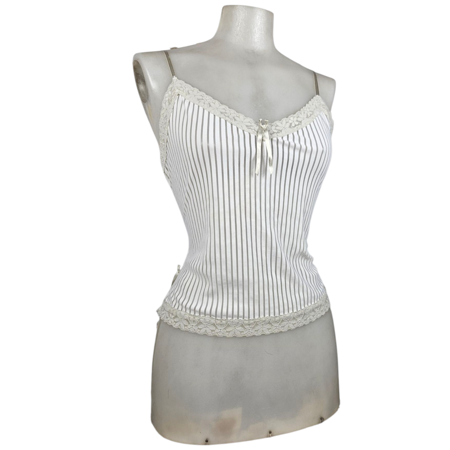 Débardeur esprit lingerie en voile