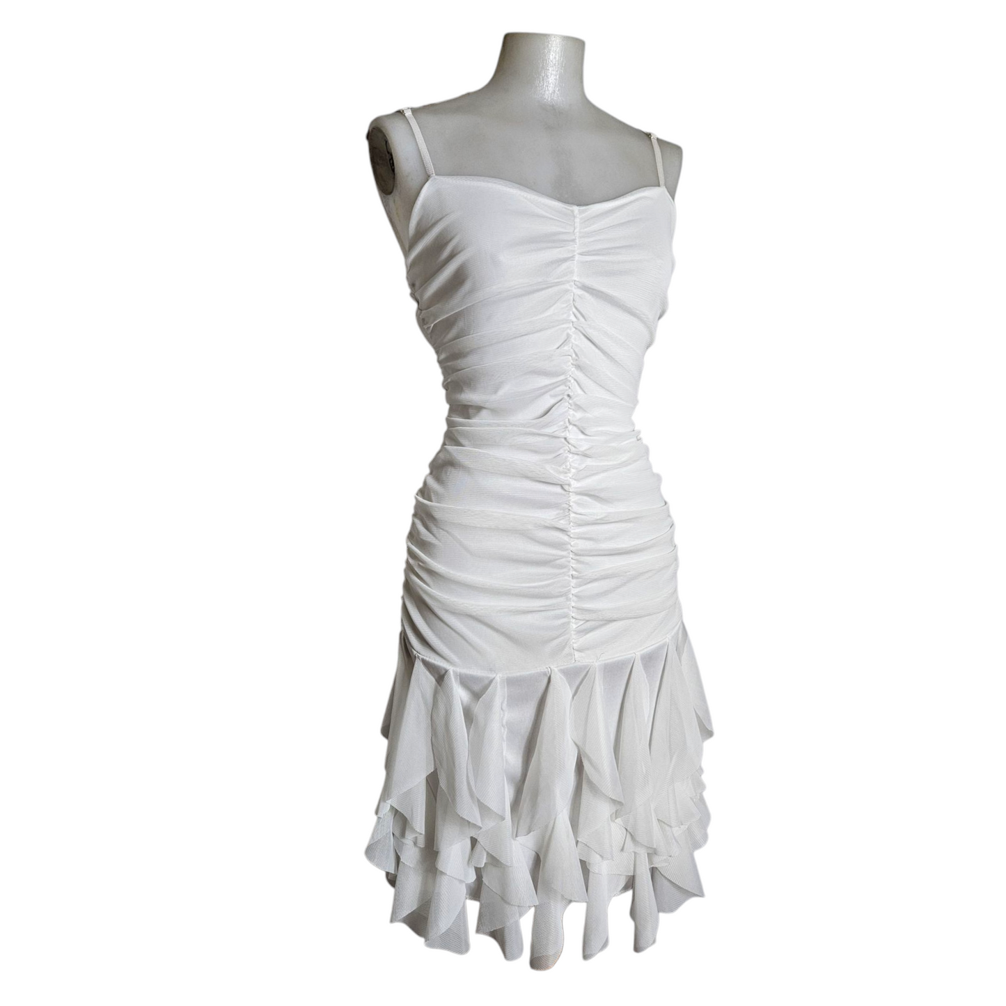 Robe asymétrique en voile plissé blanche