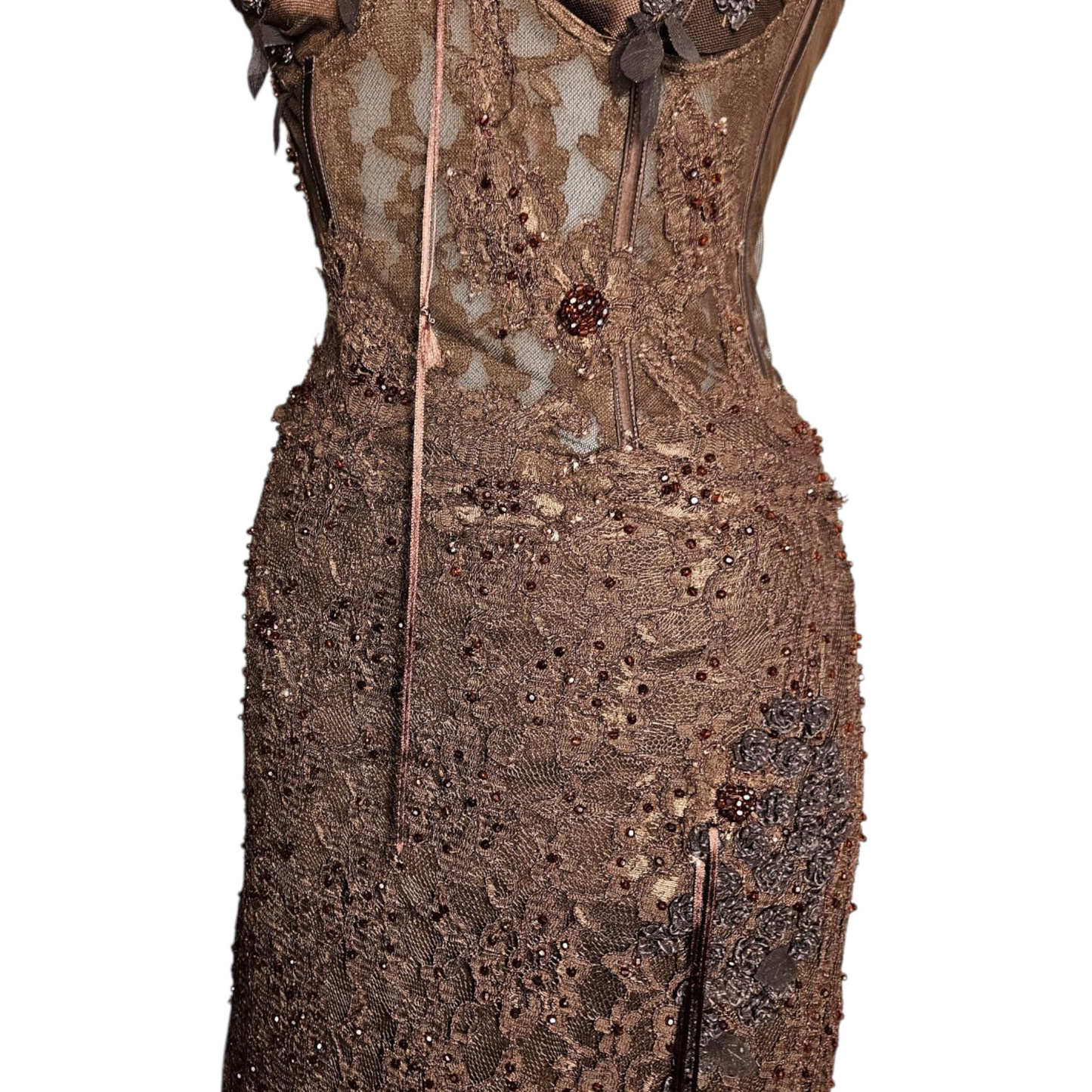 Robe en dentelle brodée