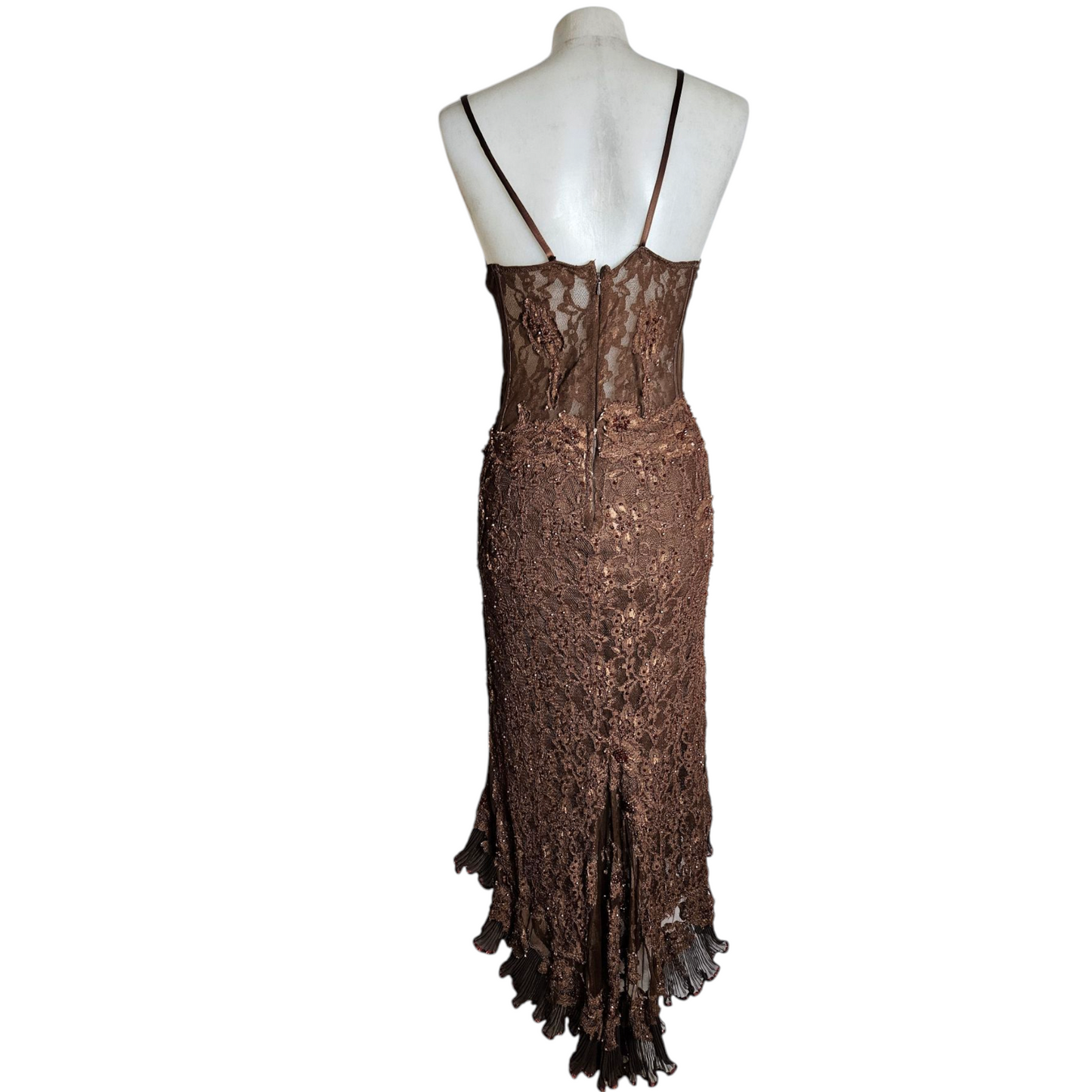 Robe en dentelle brodée