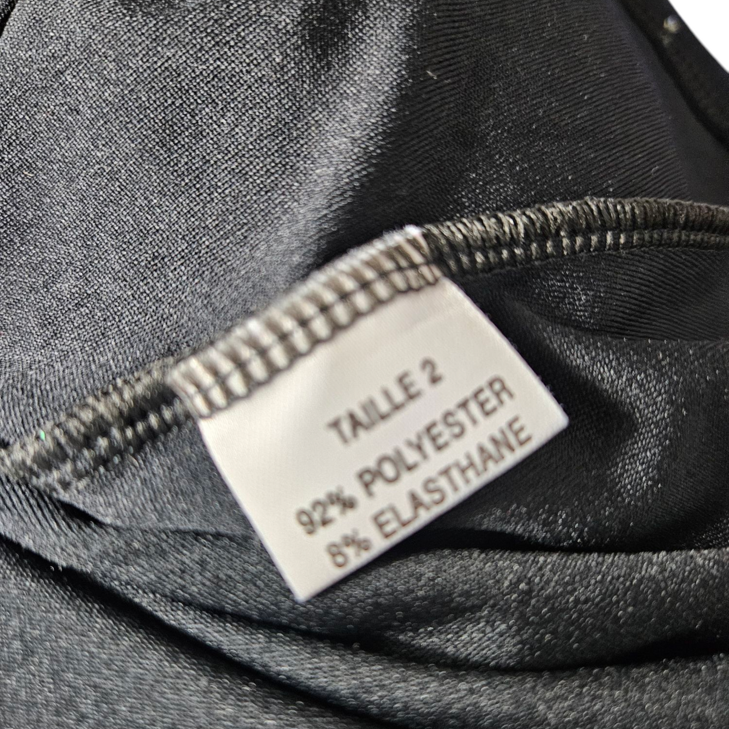 Débardeur noir motif en strass