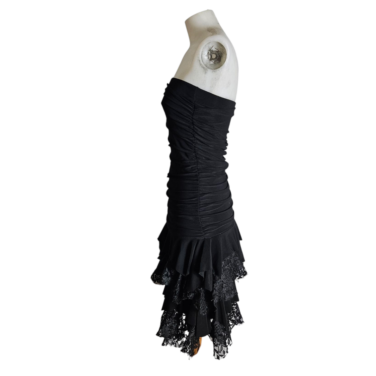 Strapless dress with lace detail