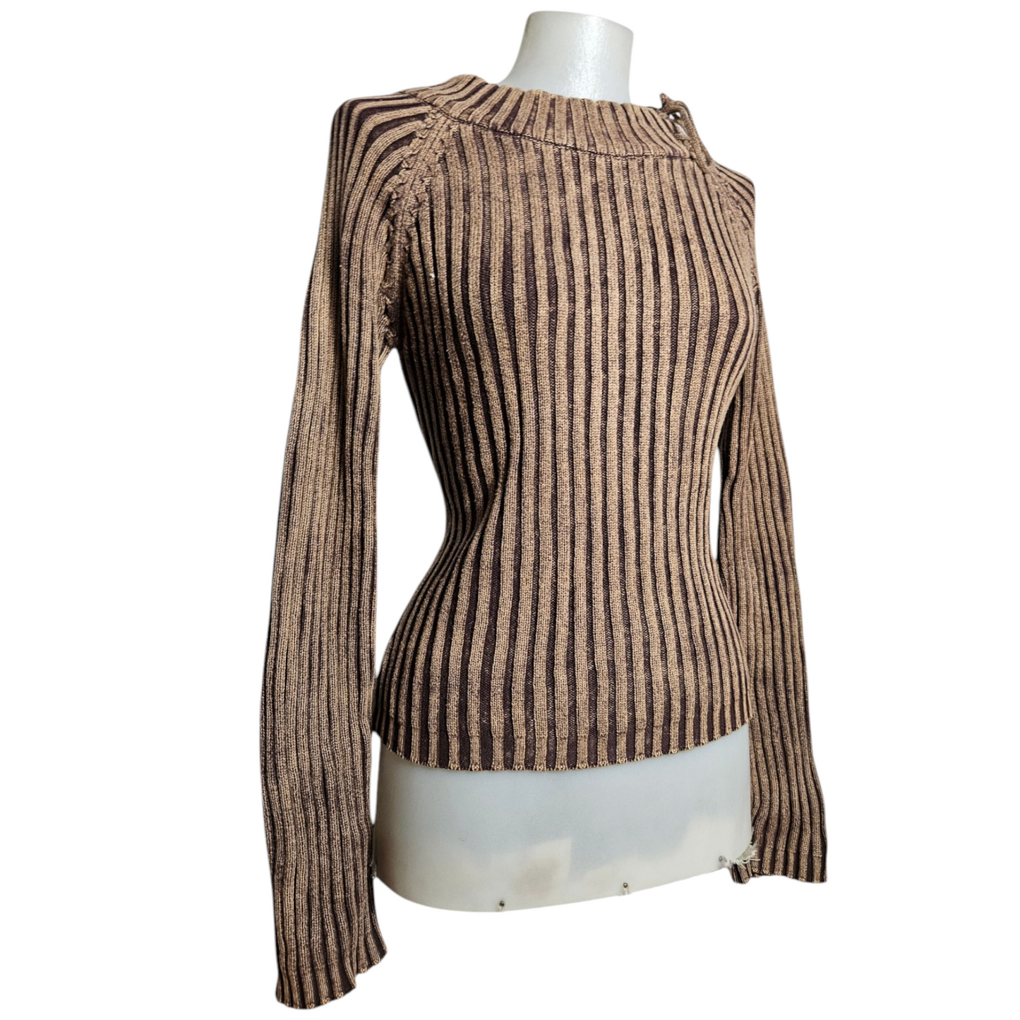 Ribbed sweater with a faded effect