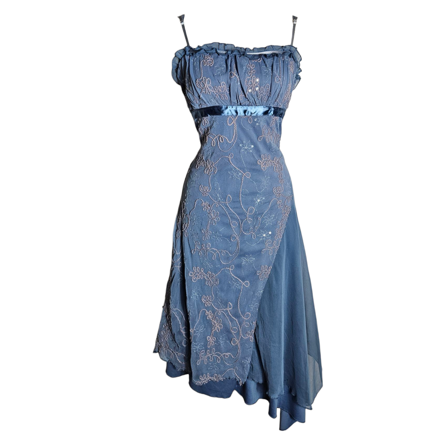 Robe asymétrique en voile brodé
