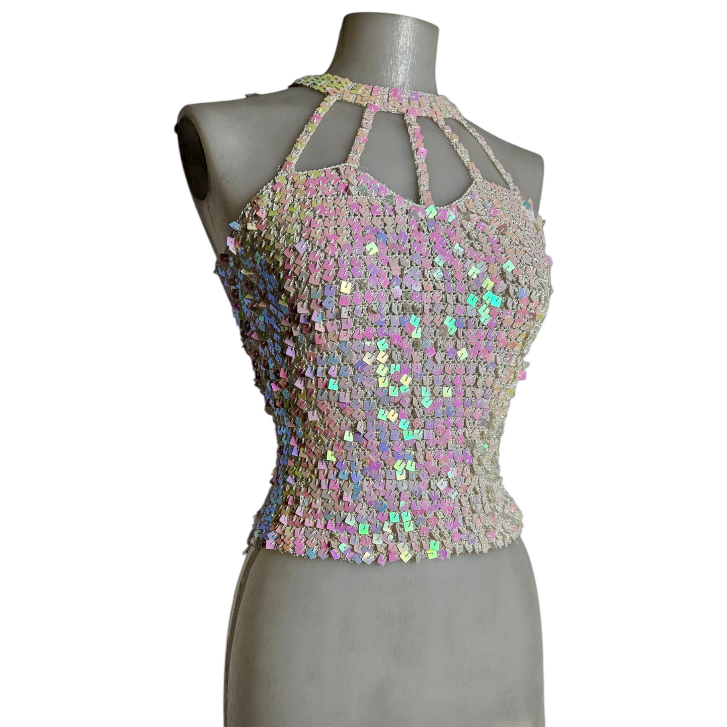 Open back in silk embroidered with sequins