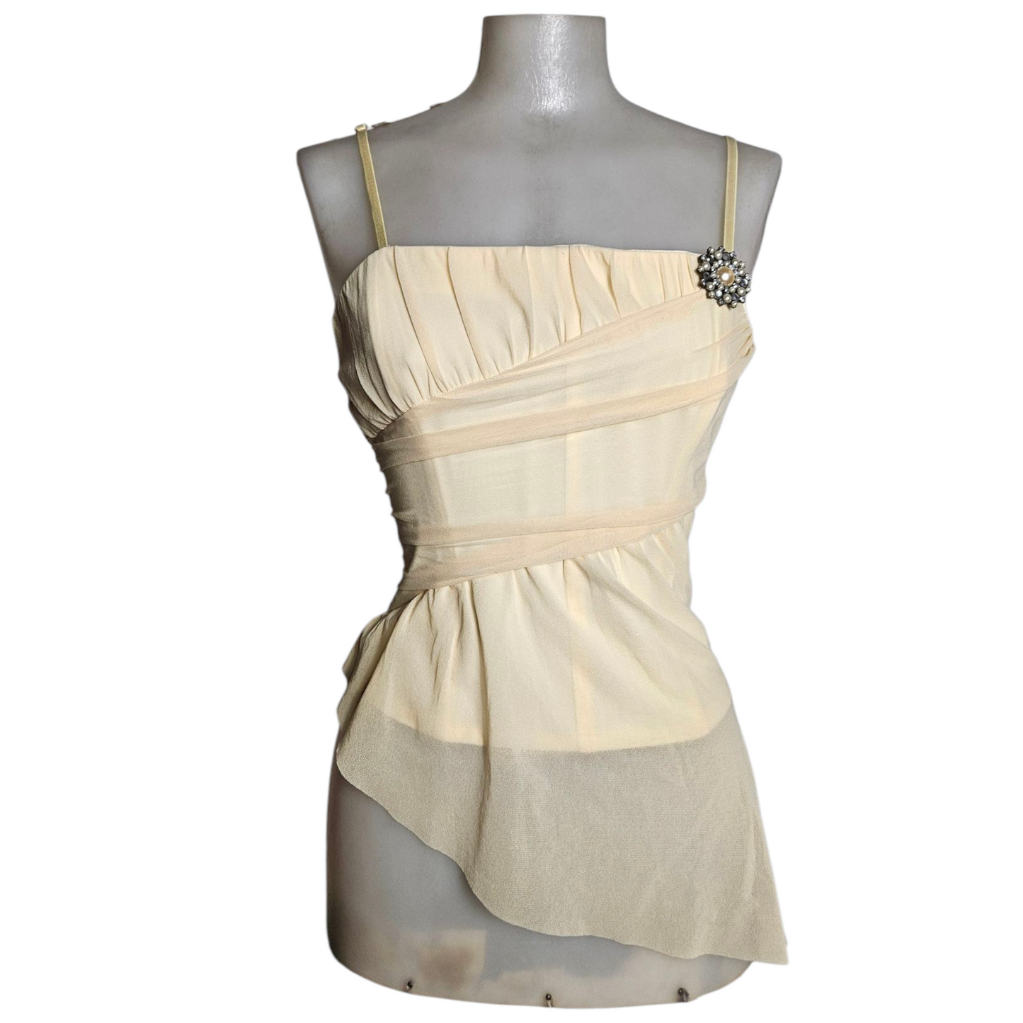 Haut esprit corset details voile et broche