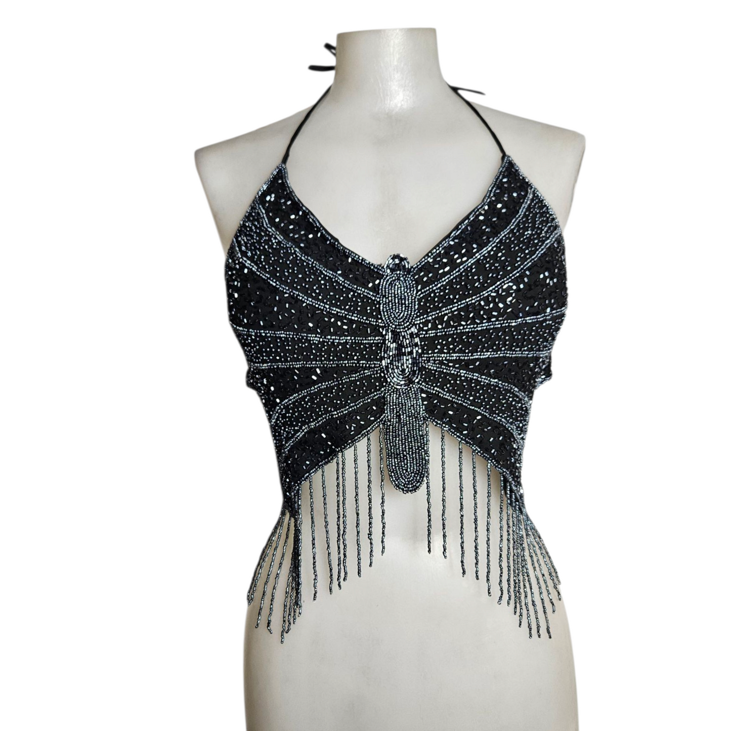 Dos nu papillon brodé de perles et sequins