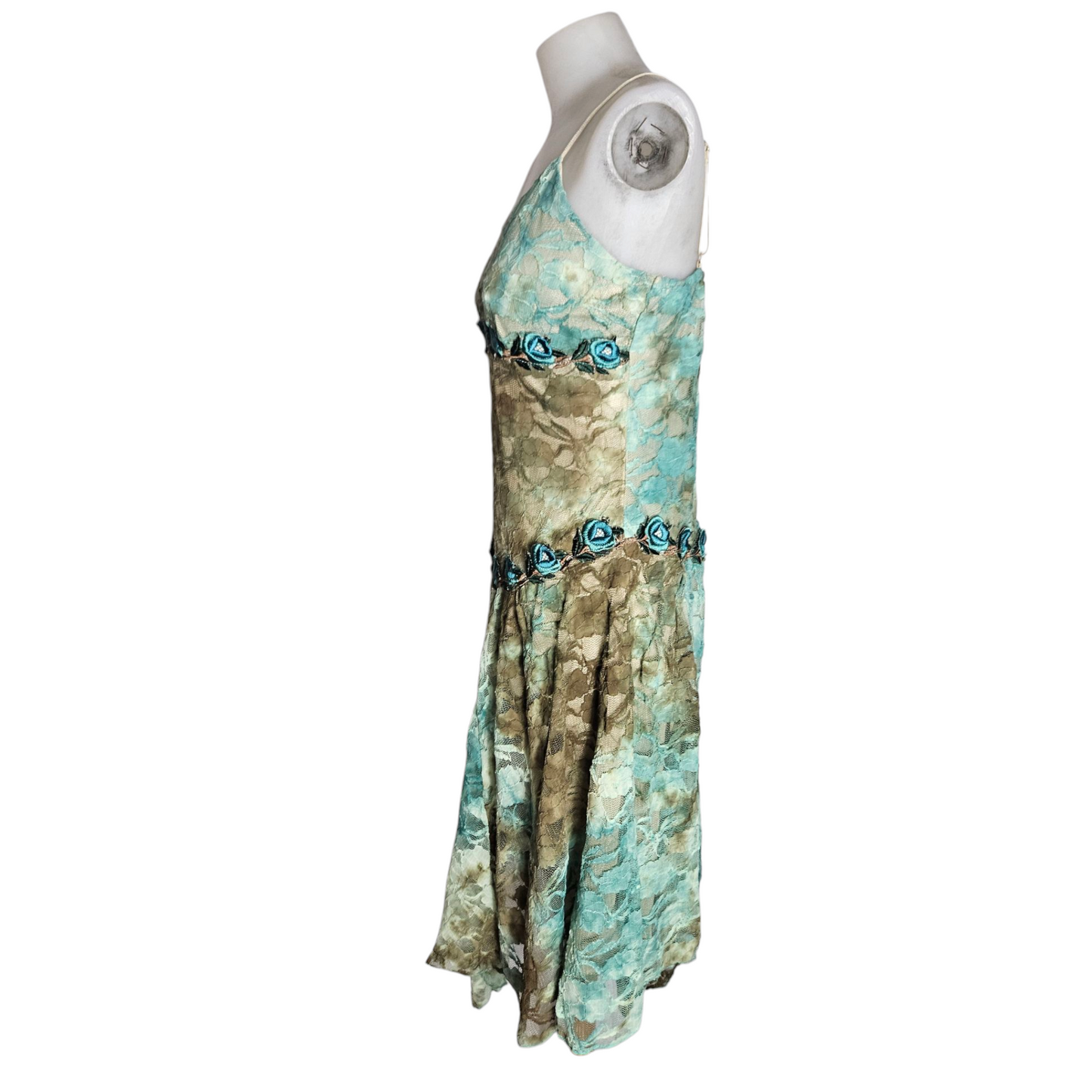 Floral embroidered lace dress