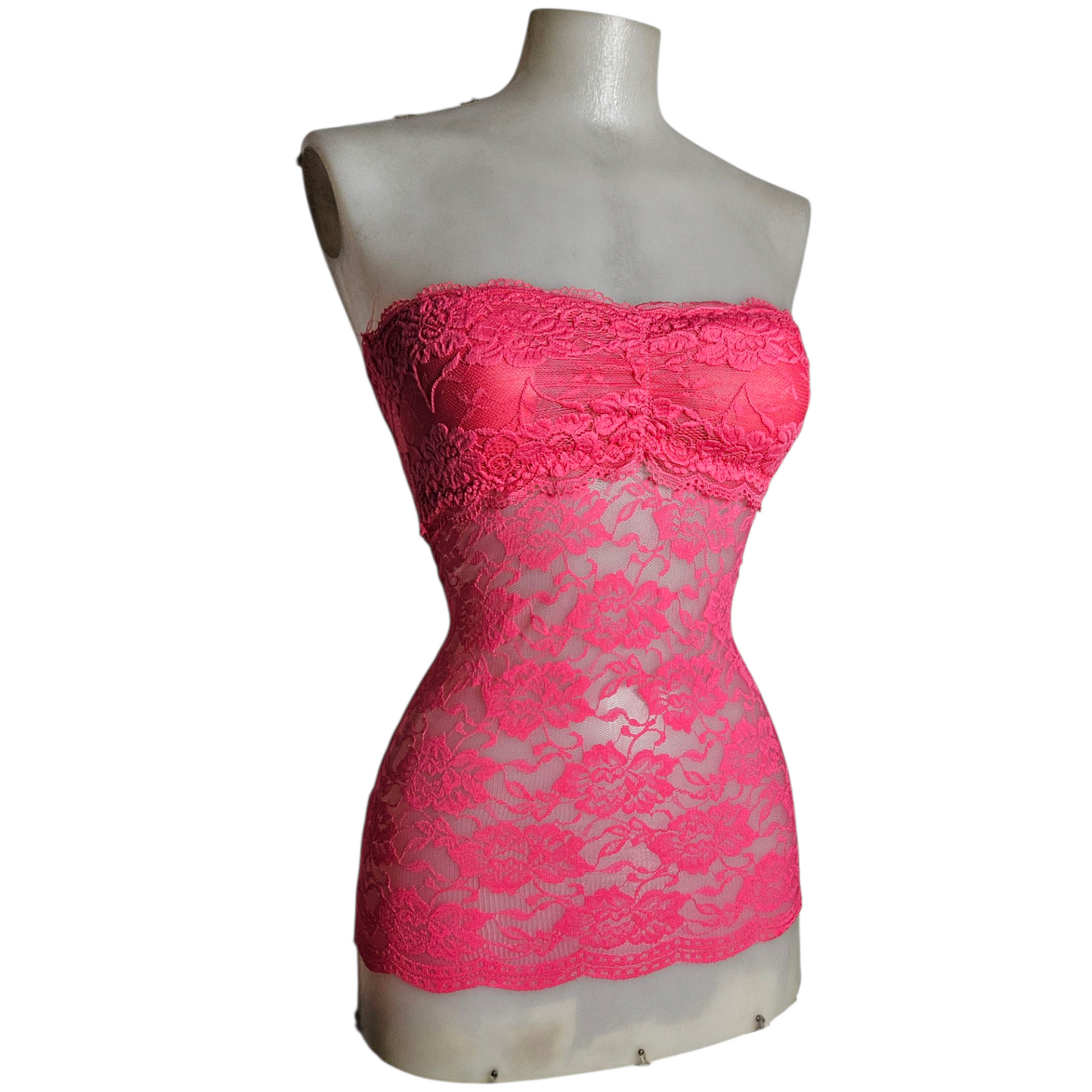 Haut strapless rose en dentelle