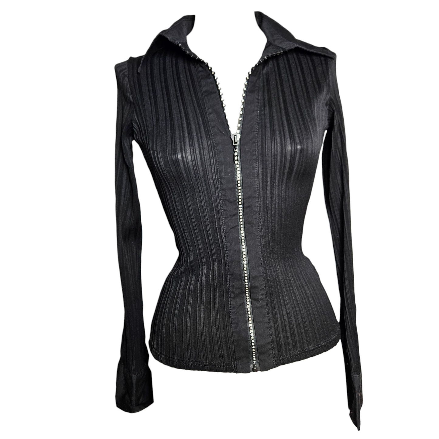 Blouse with rhinestone closure