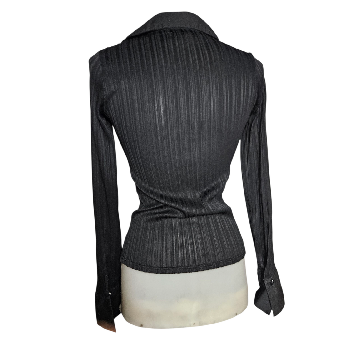 Blouse with rhinestone closure
