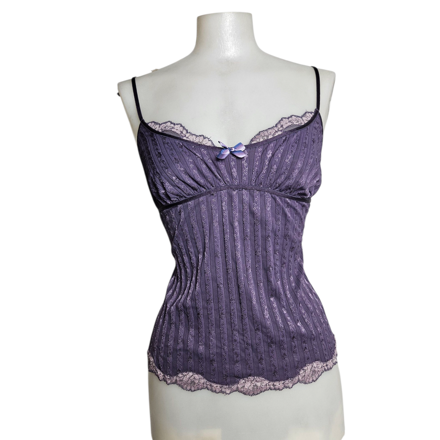 Haut rayé satin et dentelle